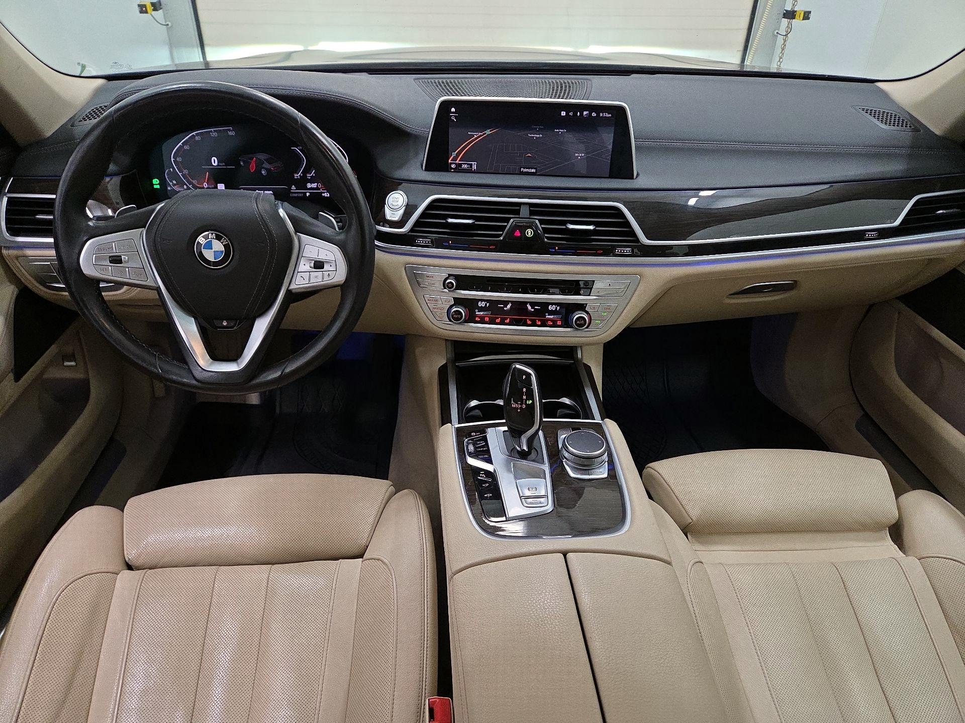 Thumbnail: 2020 BMW 7 Series - 9