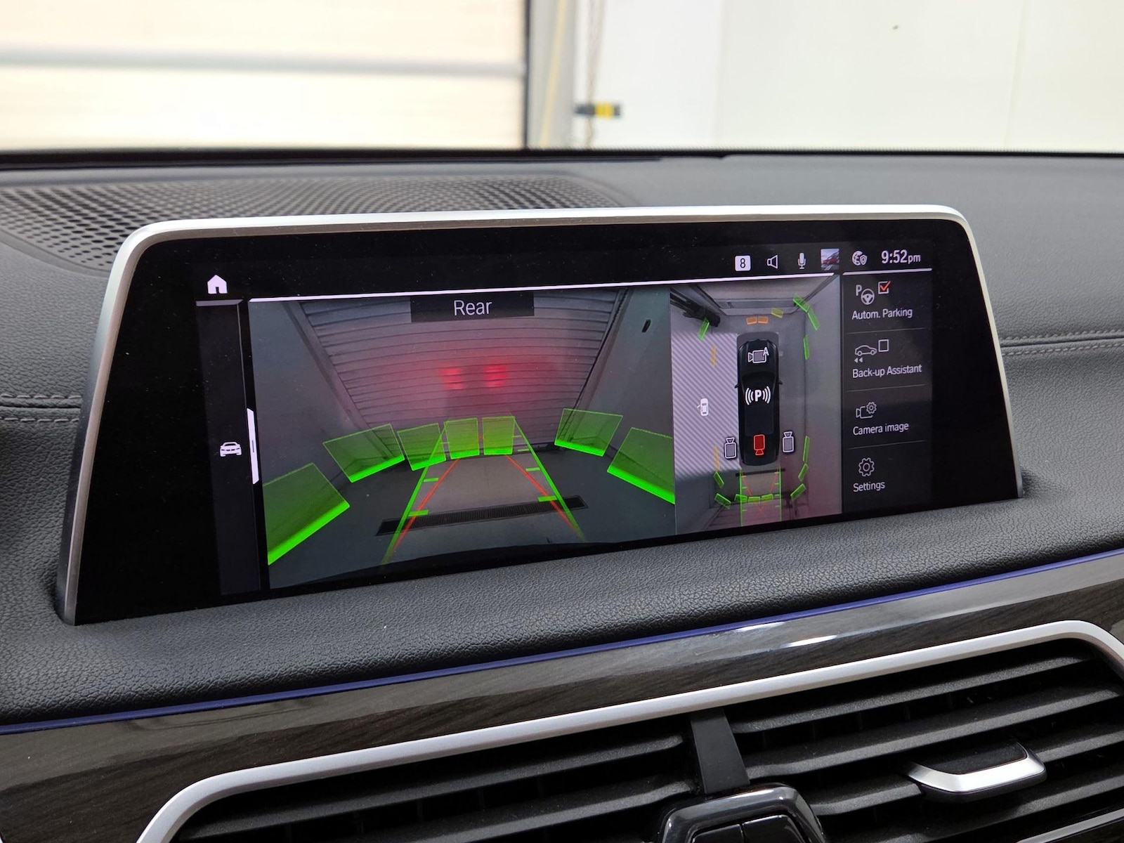 2020 BMW 7 Series 740i - Photo 16