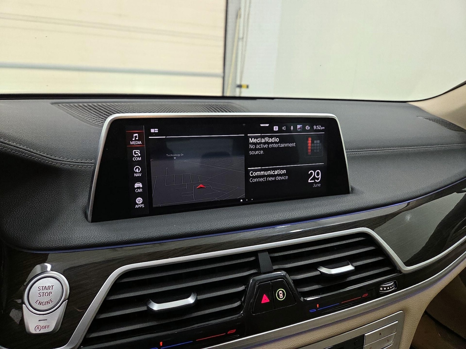 2020 BMW 7 Series 740i - Photo 17