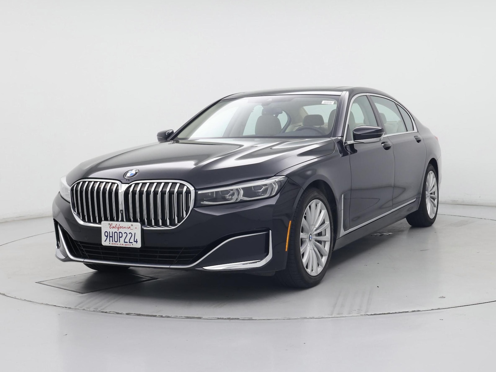 2020 BMW 7 Series 740i - Photo 5