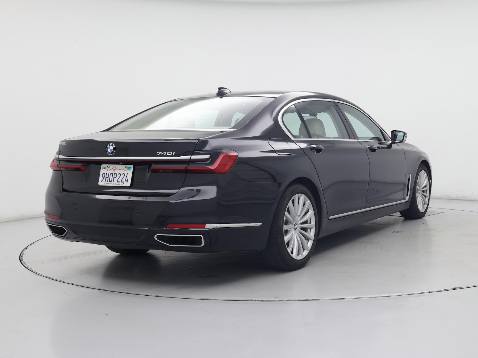 2020 BMW 7 Series 740i - Photo 9