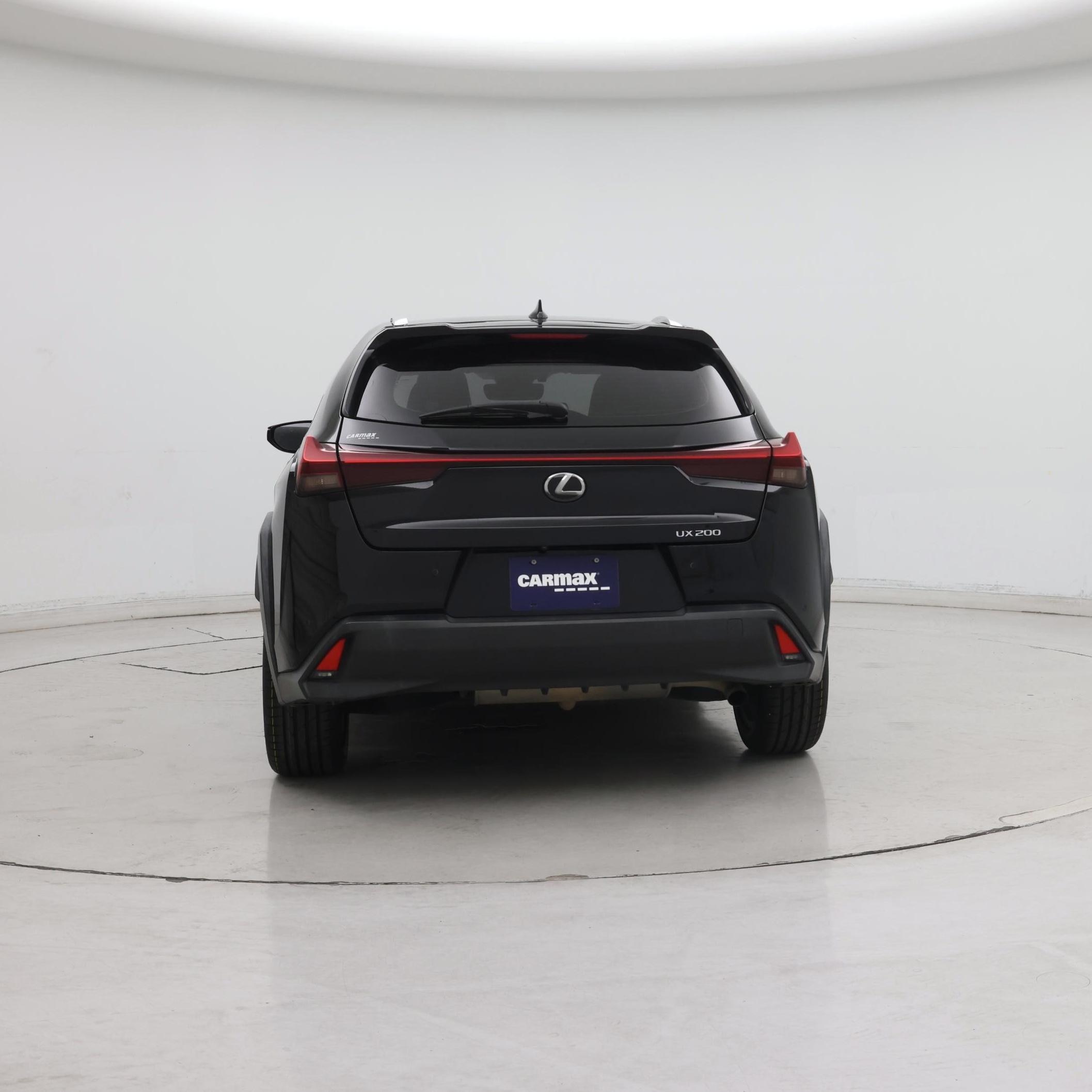 Thumbnail: 2019 Lexus UX - 6