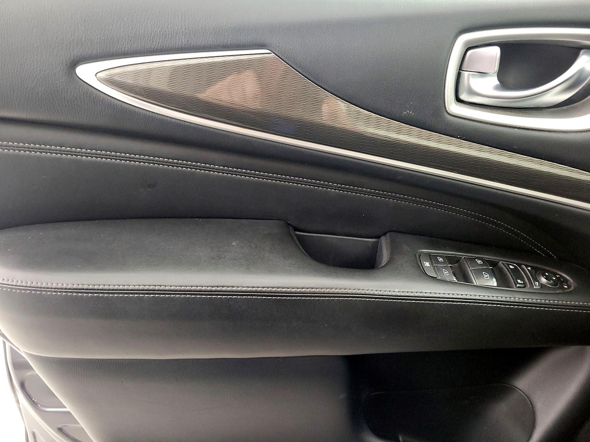 Thumbnail: 2019 INFINITI QX60 - 12