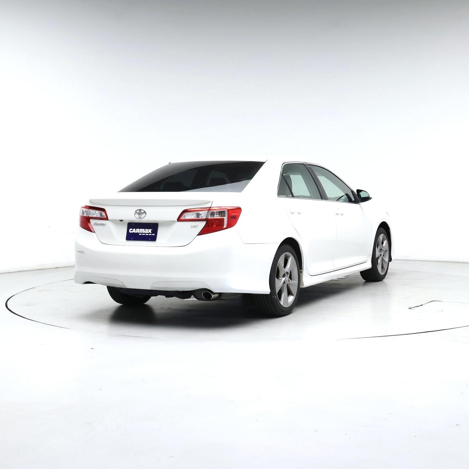 Thumbnail: 2014 Toyota Camry - 8