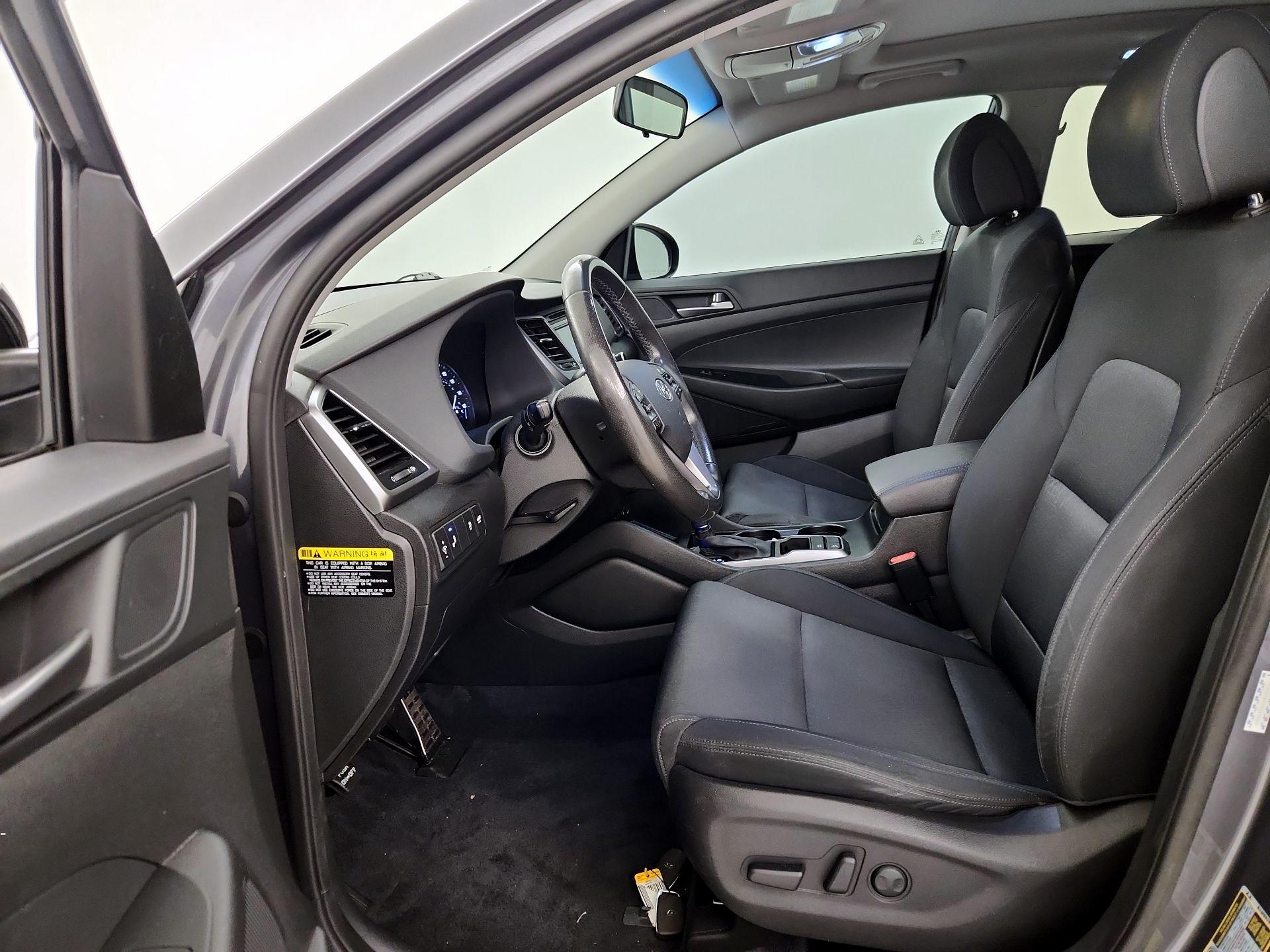 Thumbnail: 2017 Hyundai Tucson - 11