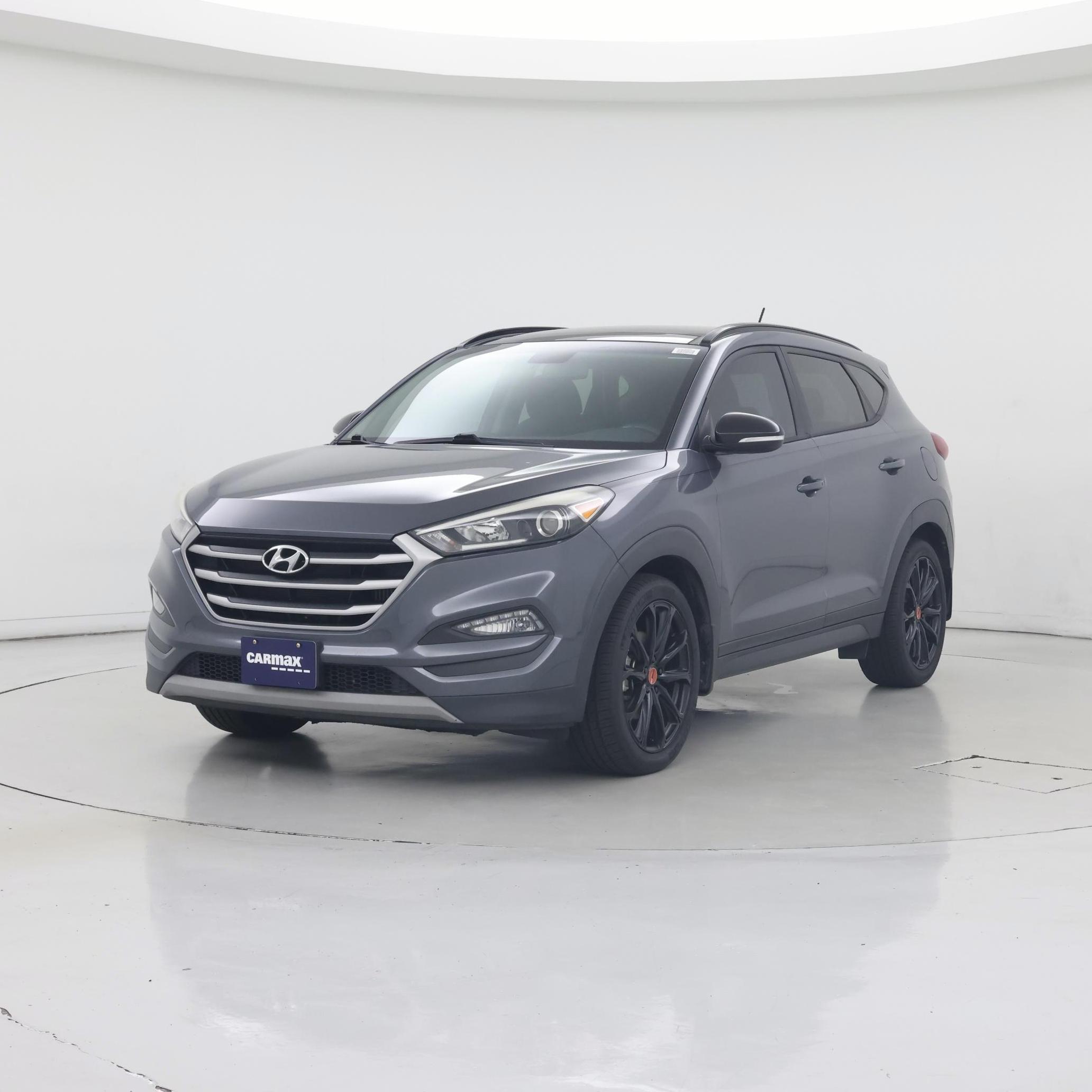 Thumbnail: 2017 Hyundai Tucson - 4