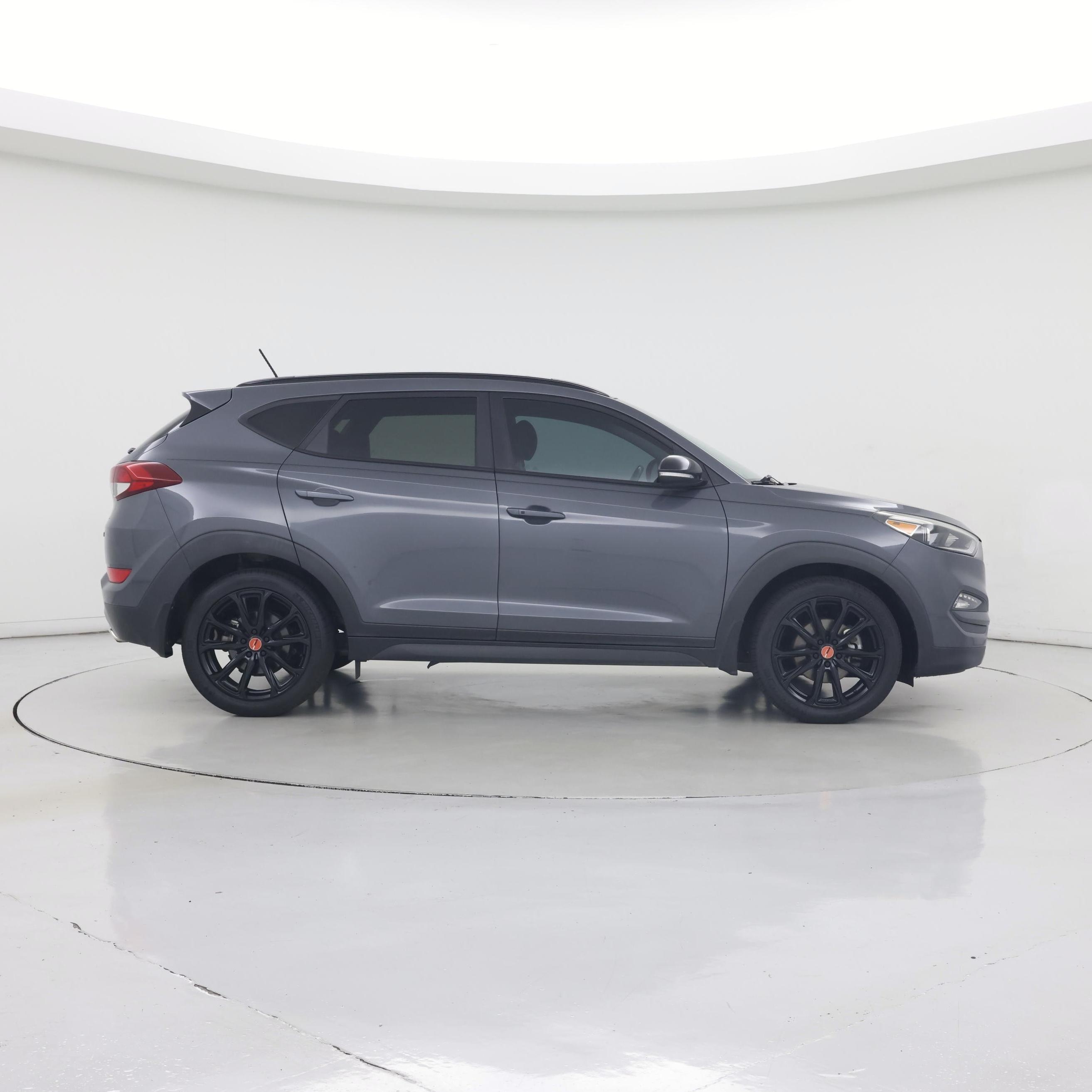 Thumbnail: 2017 Hyundai Tucson - 7