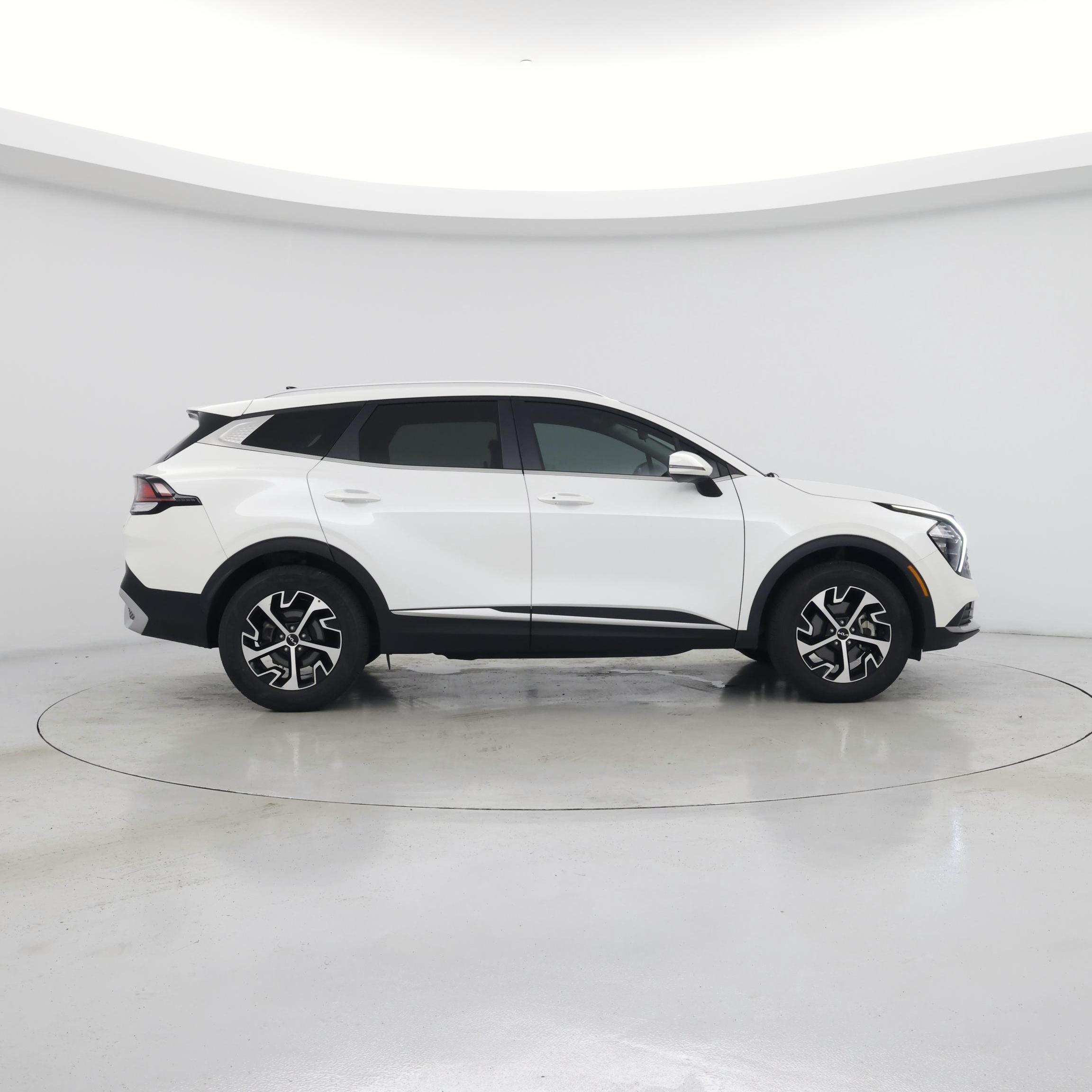 Thumbnail: 2023 Kia Sportage - 7