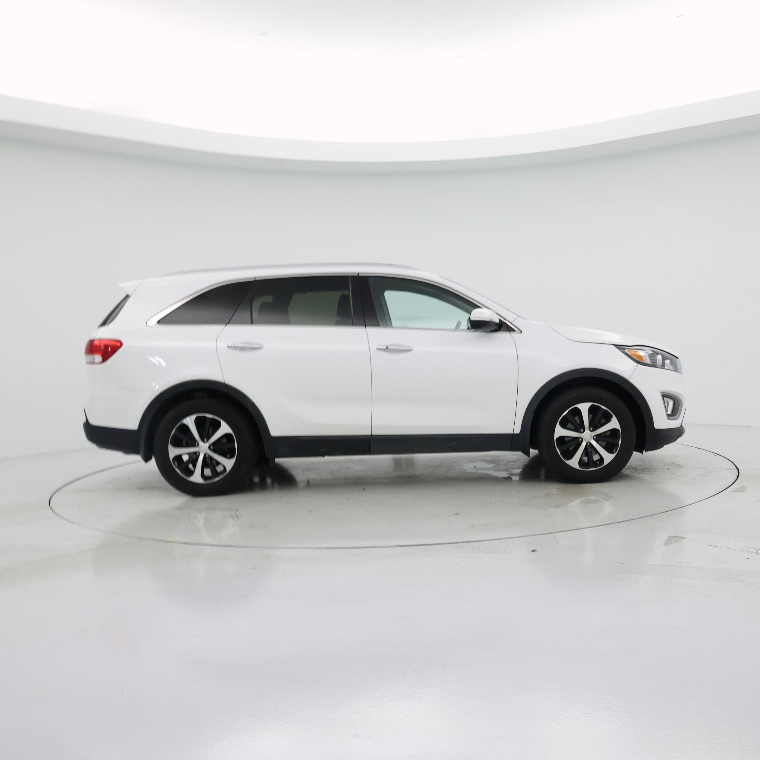 Thumbnail: 2017 Kia Sorento - 7