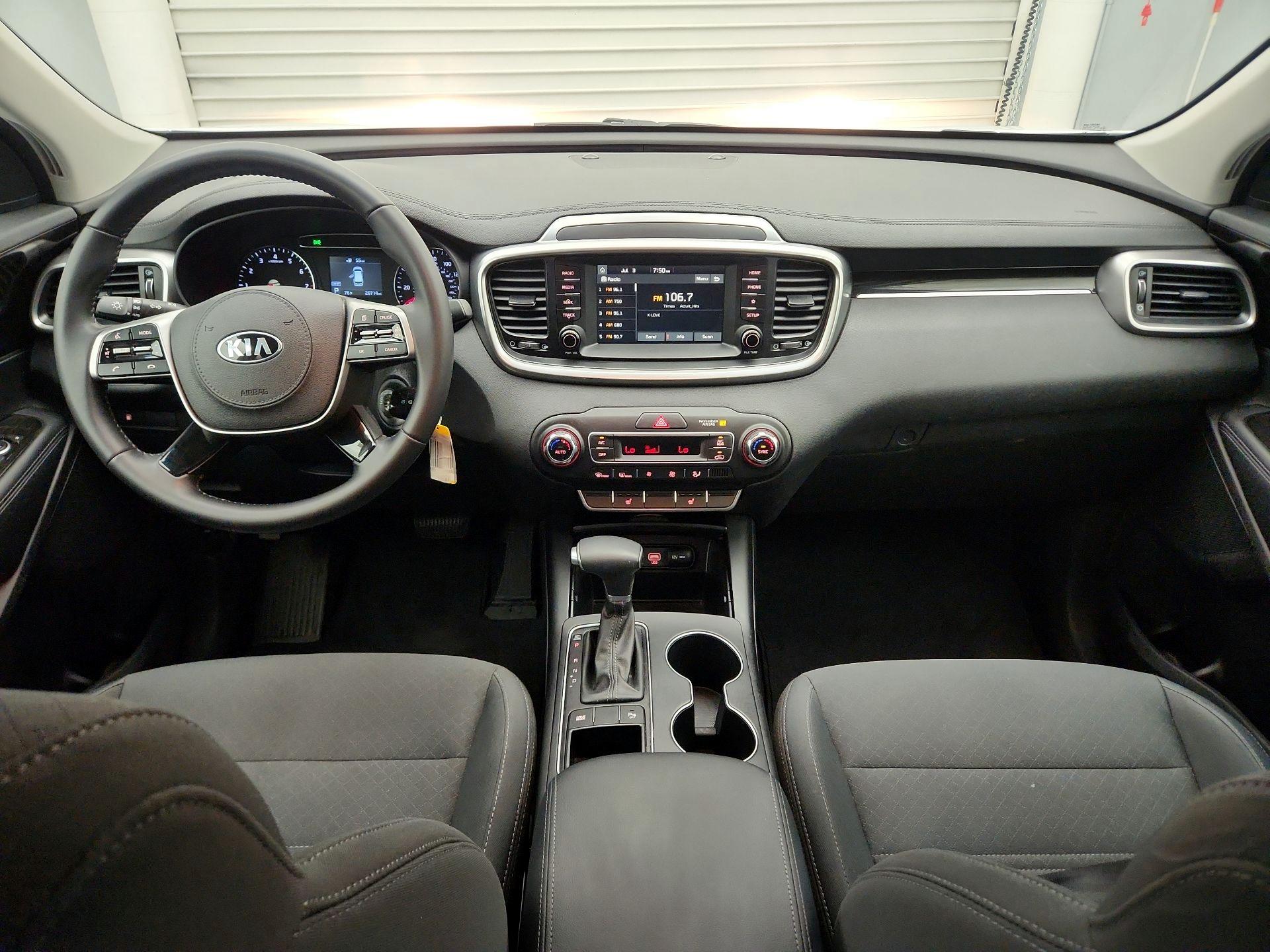 Thumbnail: 2019 Kia Sorento - 9