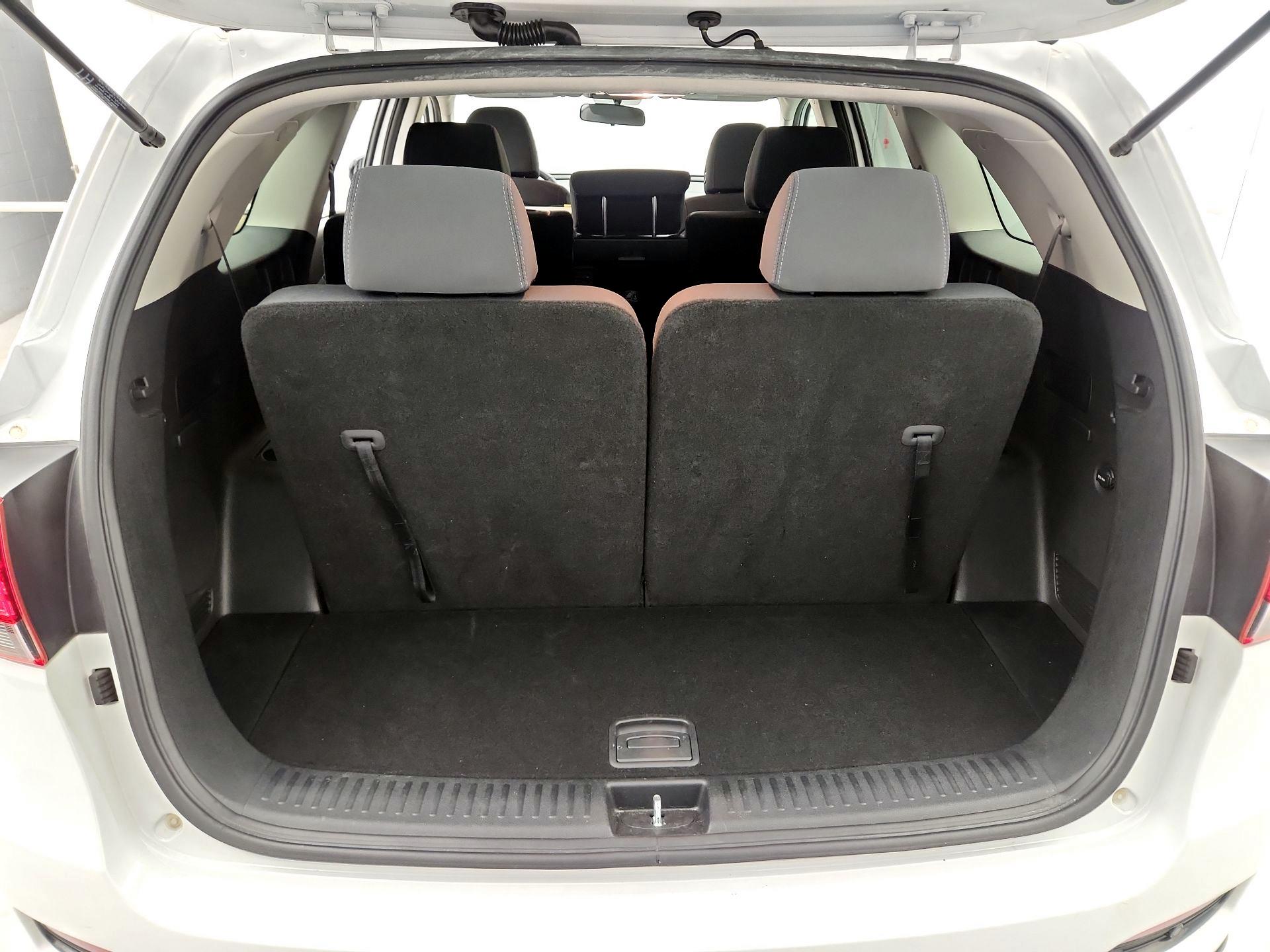 Thumbnail: 2019 Kia Sorento - 20