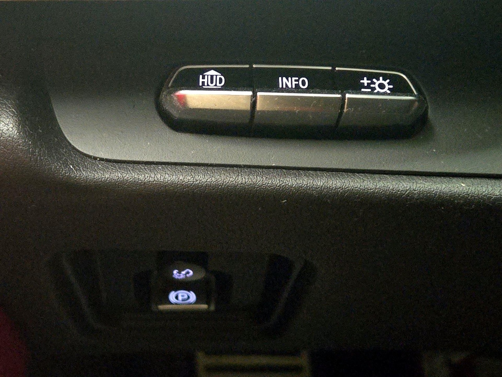 2023 Chevrolet Corvette 2LT - Photo 14