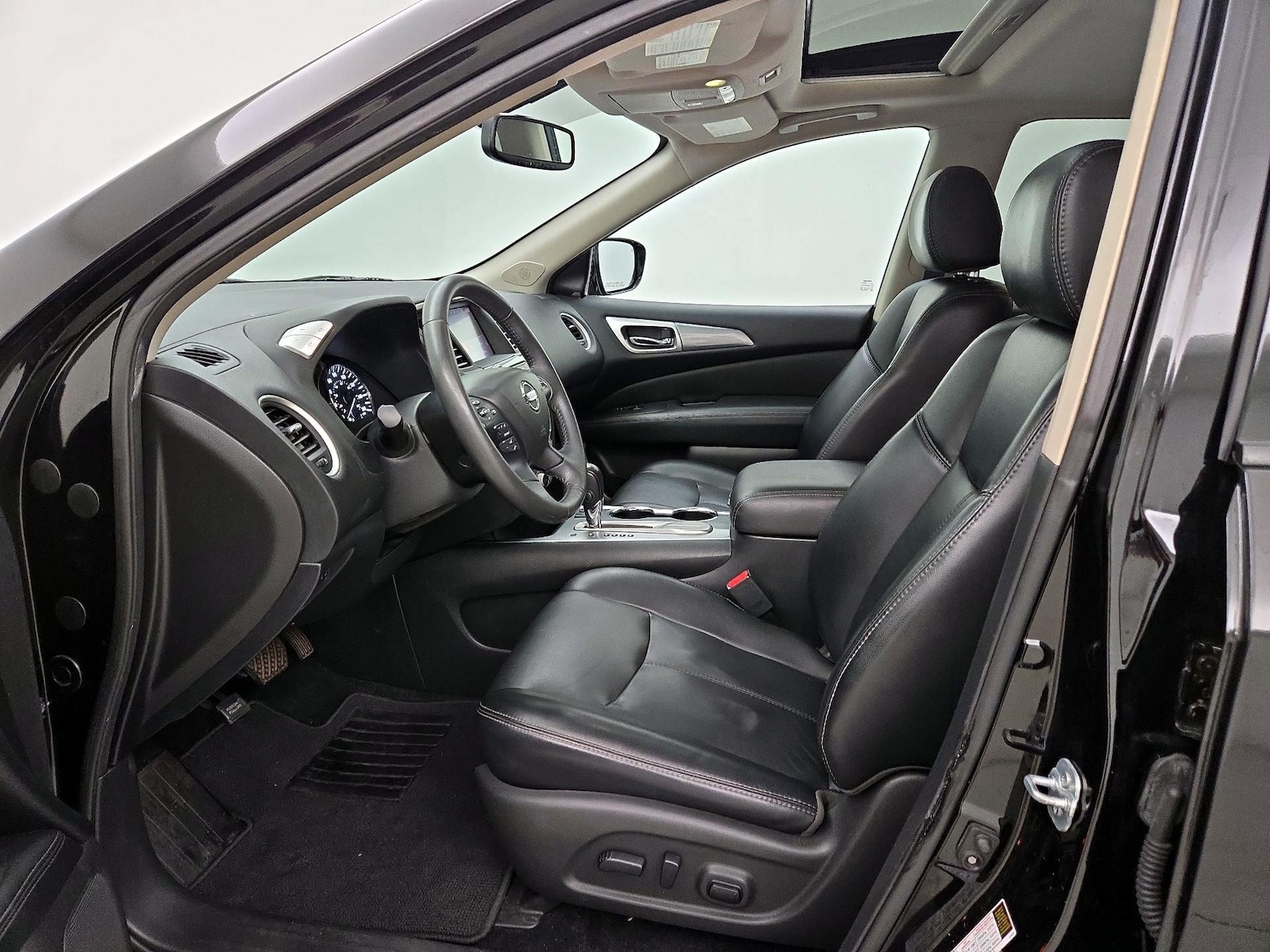2017 Nissan Pathfinder SL - Photo 12
