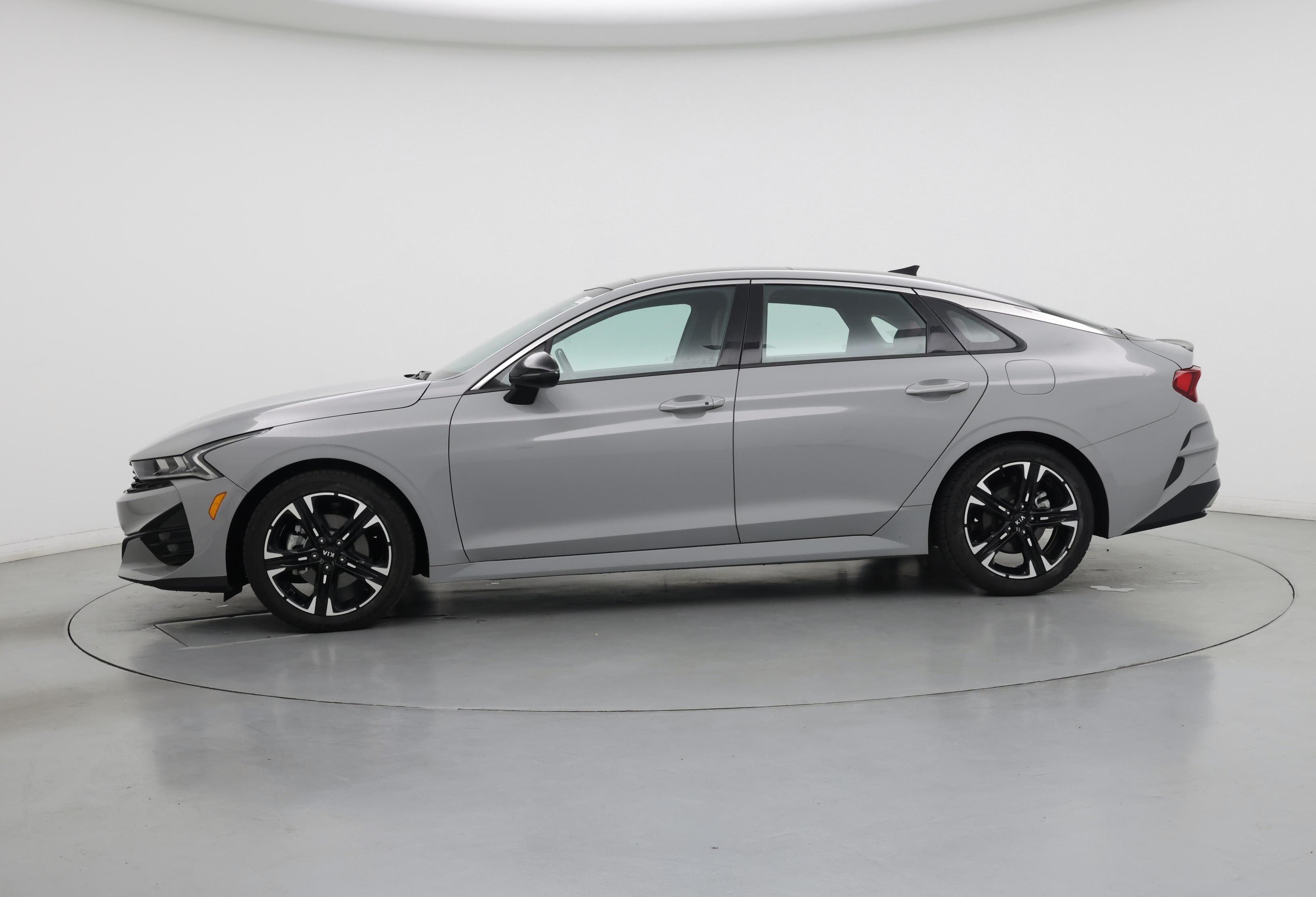 Thumbnail: 2021 Kia K5 - 3