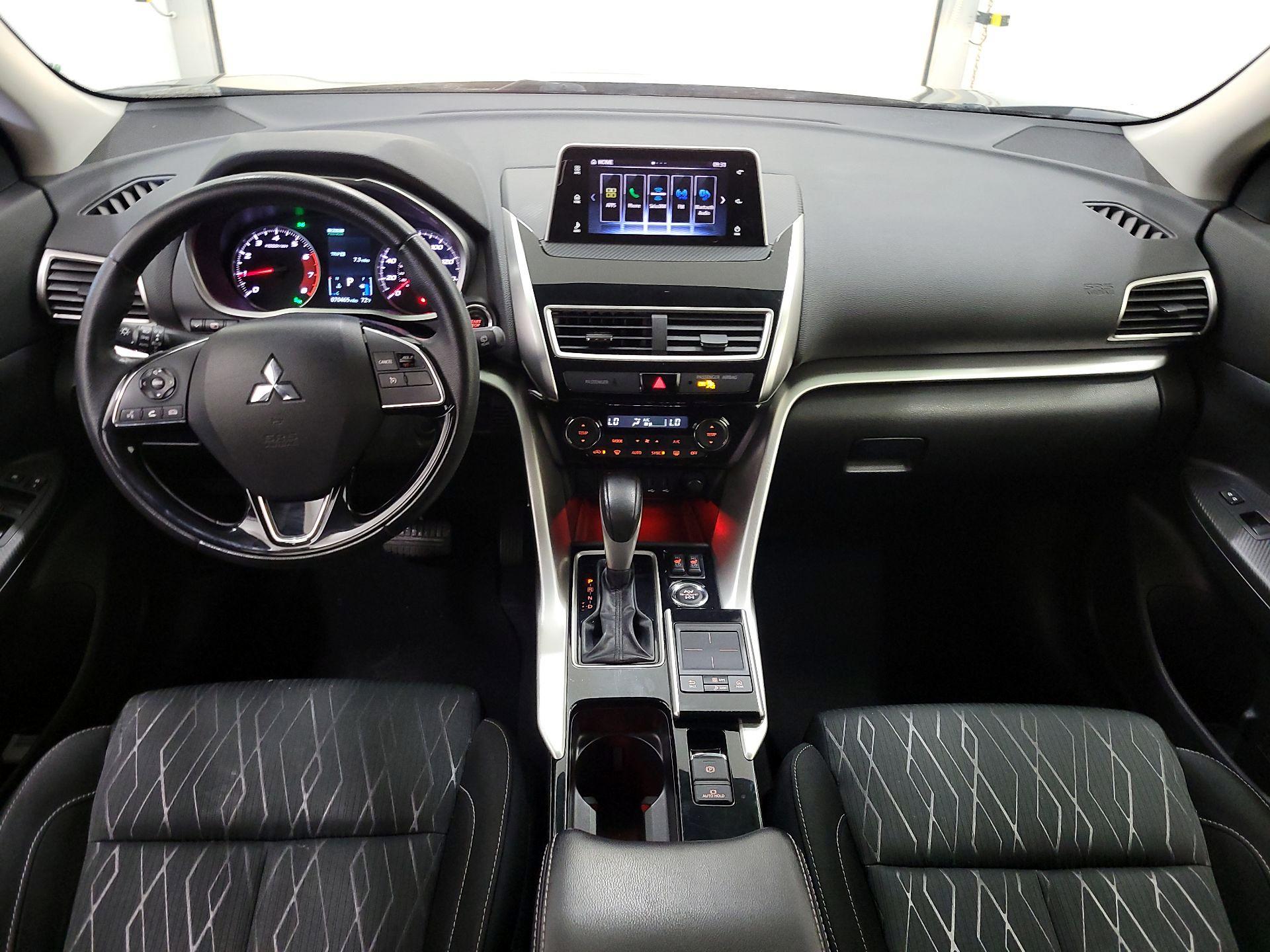 Thumbnail: 2019 Mitsubishi Eclipse Cross - 9
