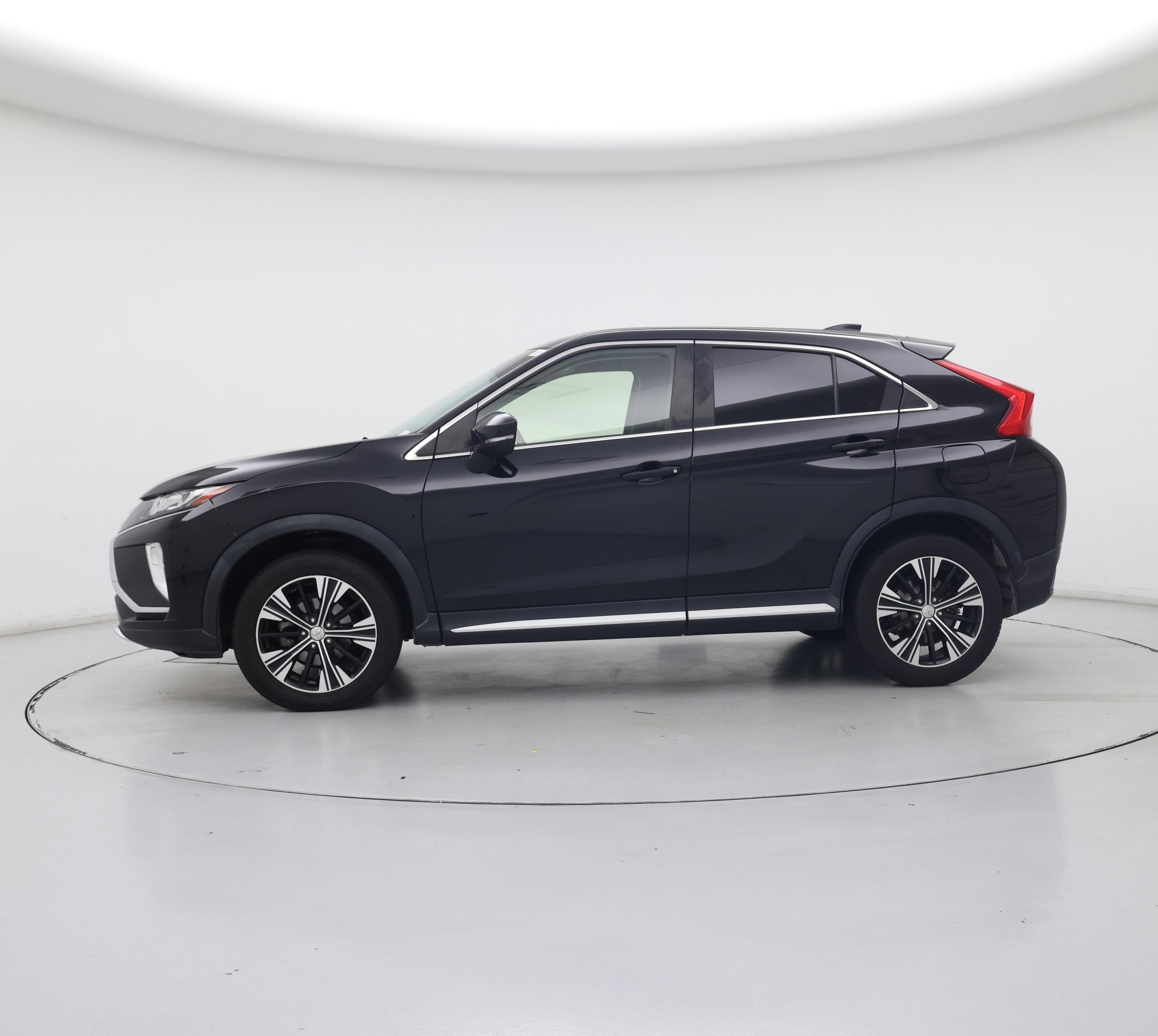 Thumbnail: 2019 Mitsubishi Eclipse Cross - 3
