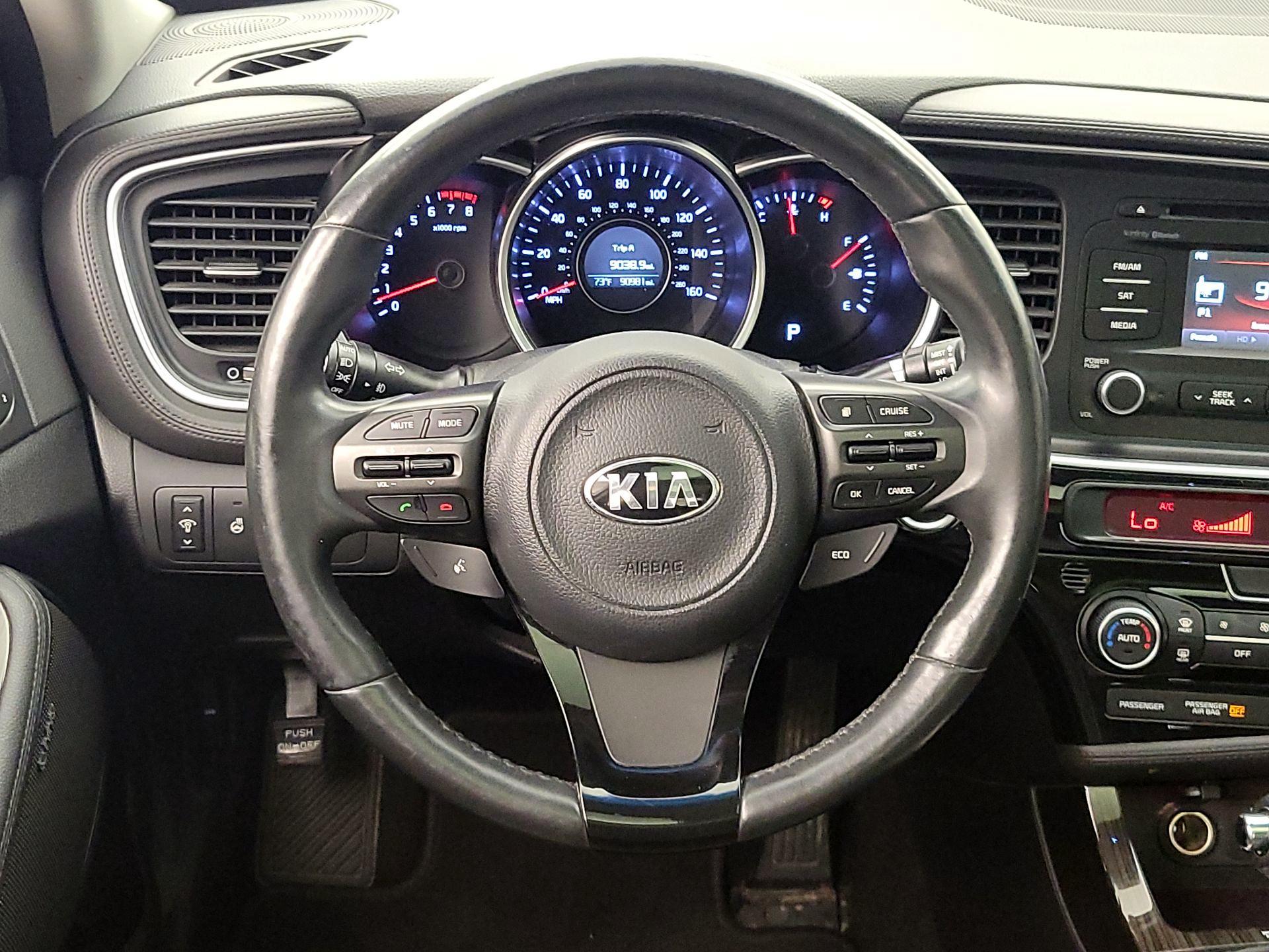 Thumbnail: 2015 Kia Optima - 10