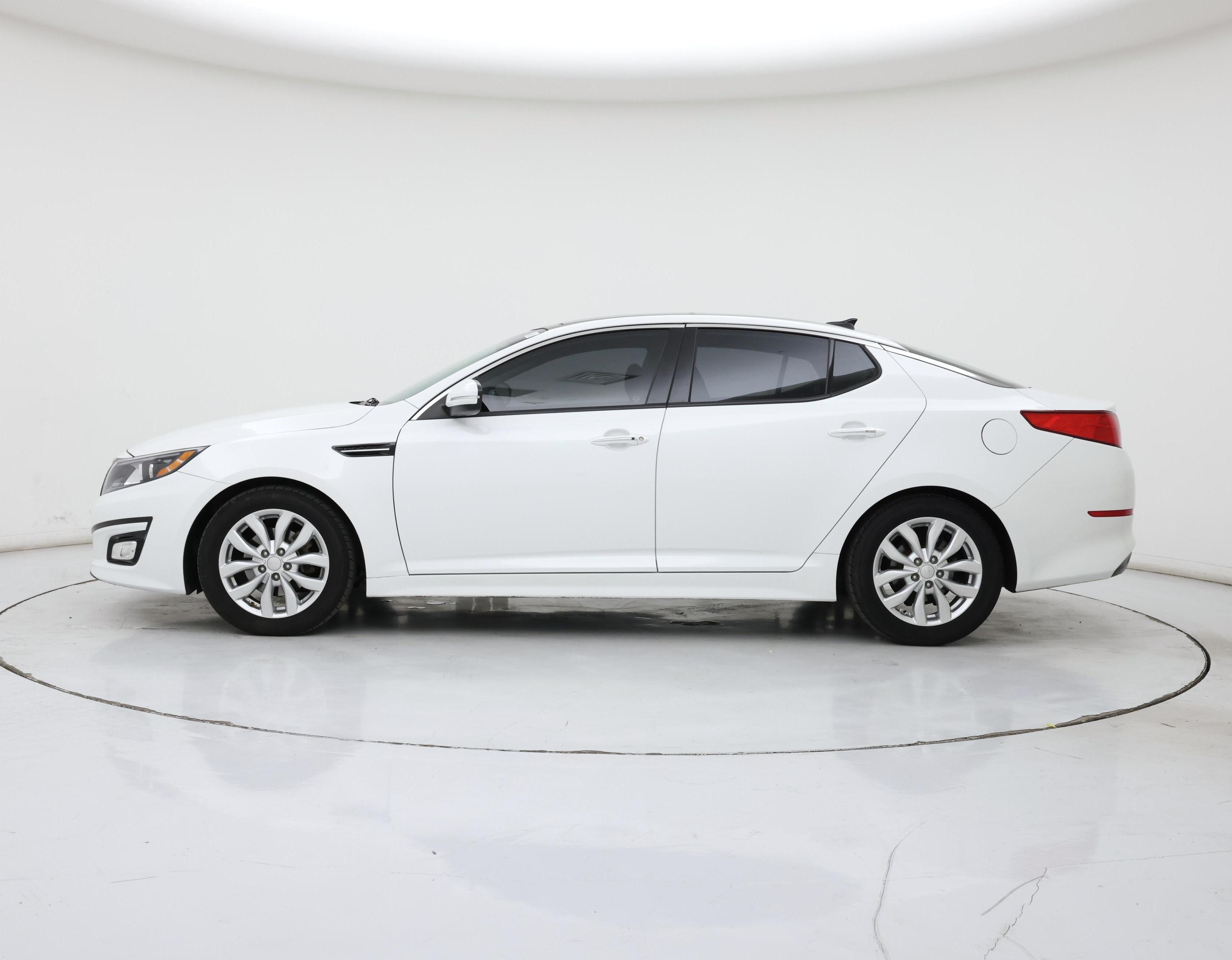 Thumbnail: 2015 Kia Optima - 3