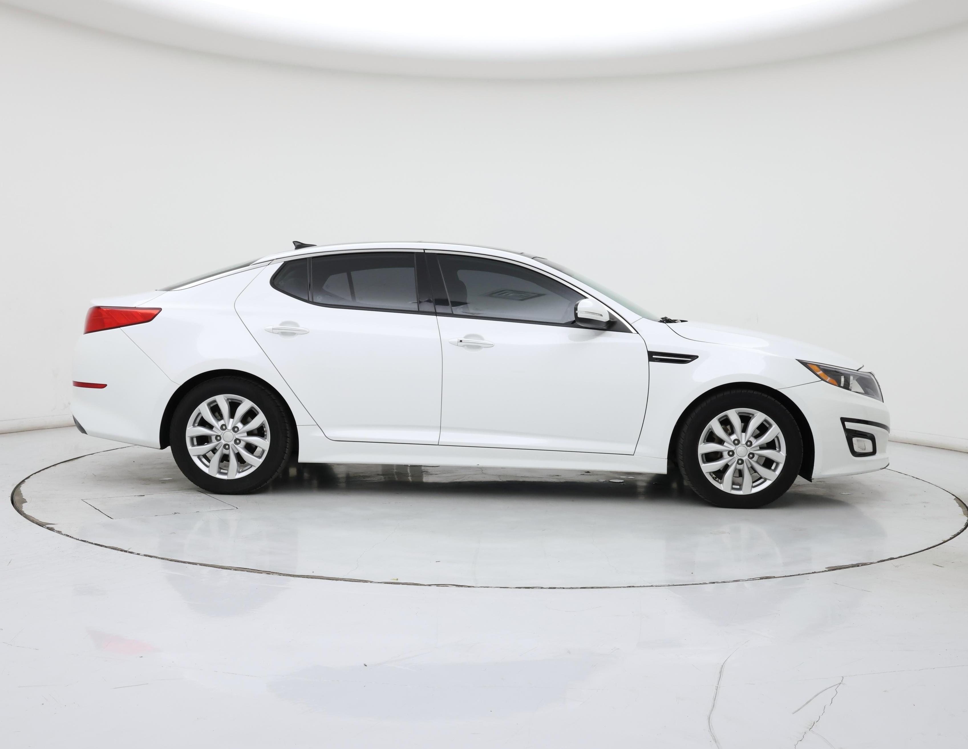 Thumbnail: 2015 Kia Optima - 7