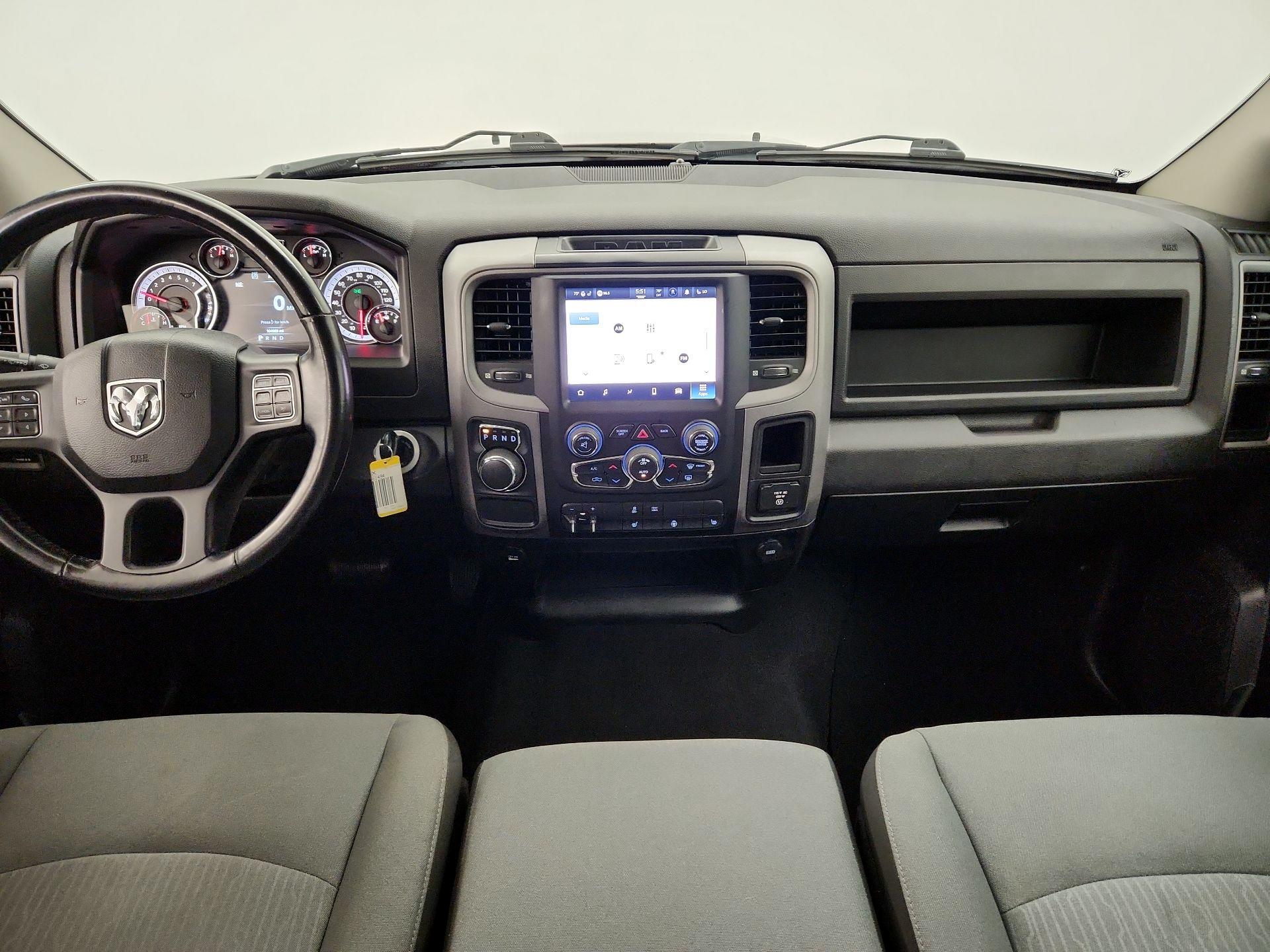 Thumbnail: 2022 RAM 1500 Classic - 9