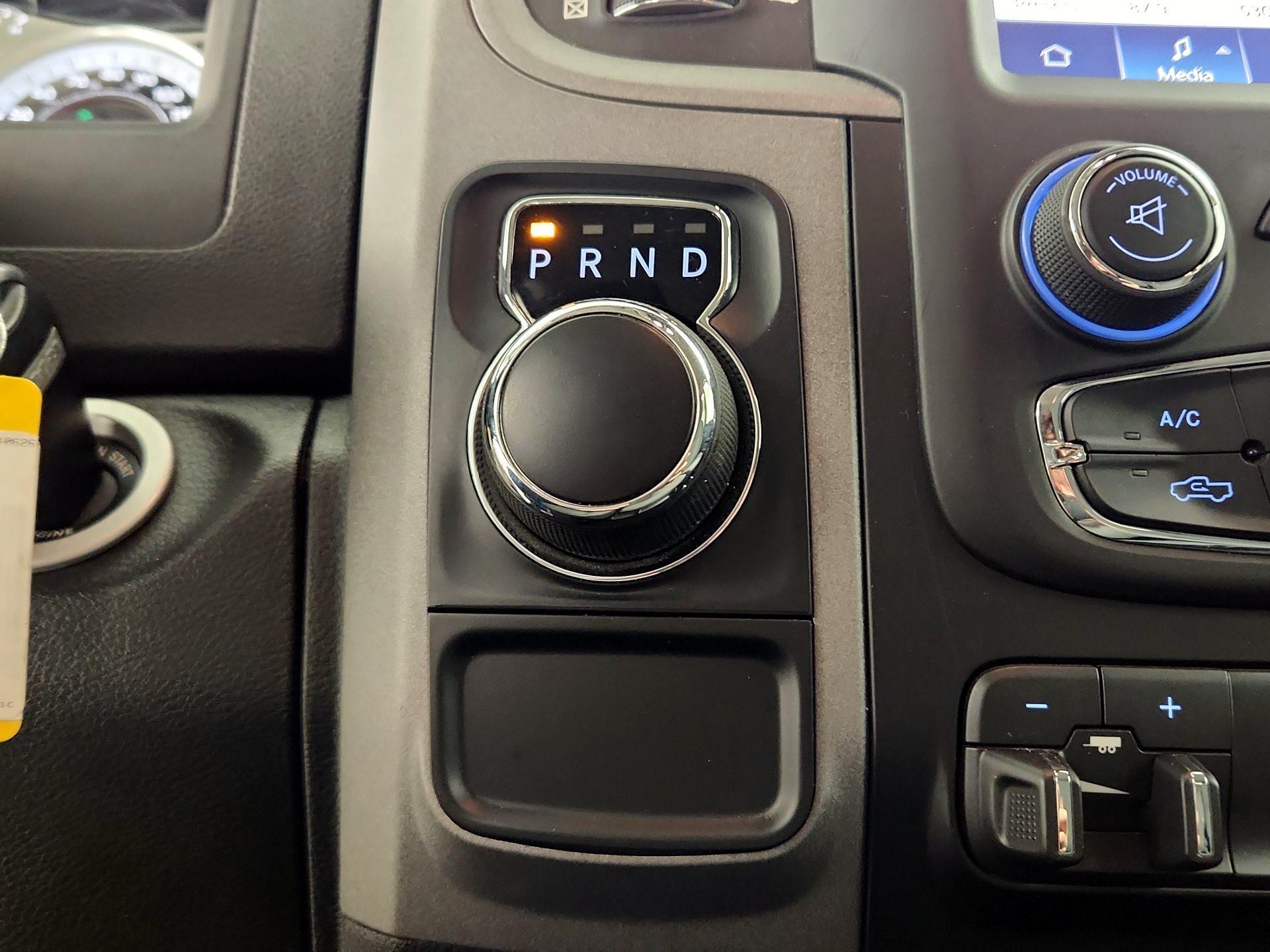 Thumbnail: 2022 RAM 1500 Classic - 17
