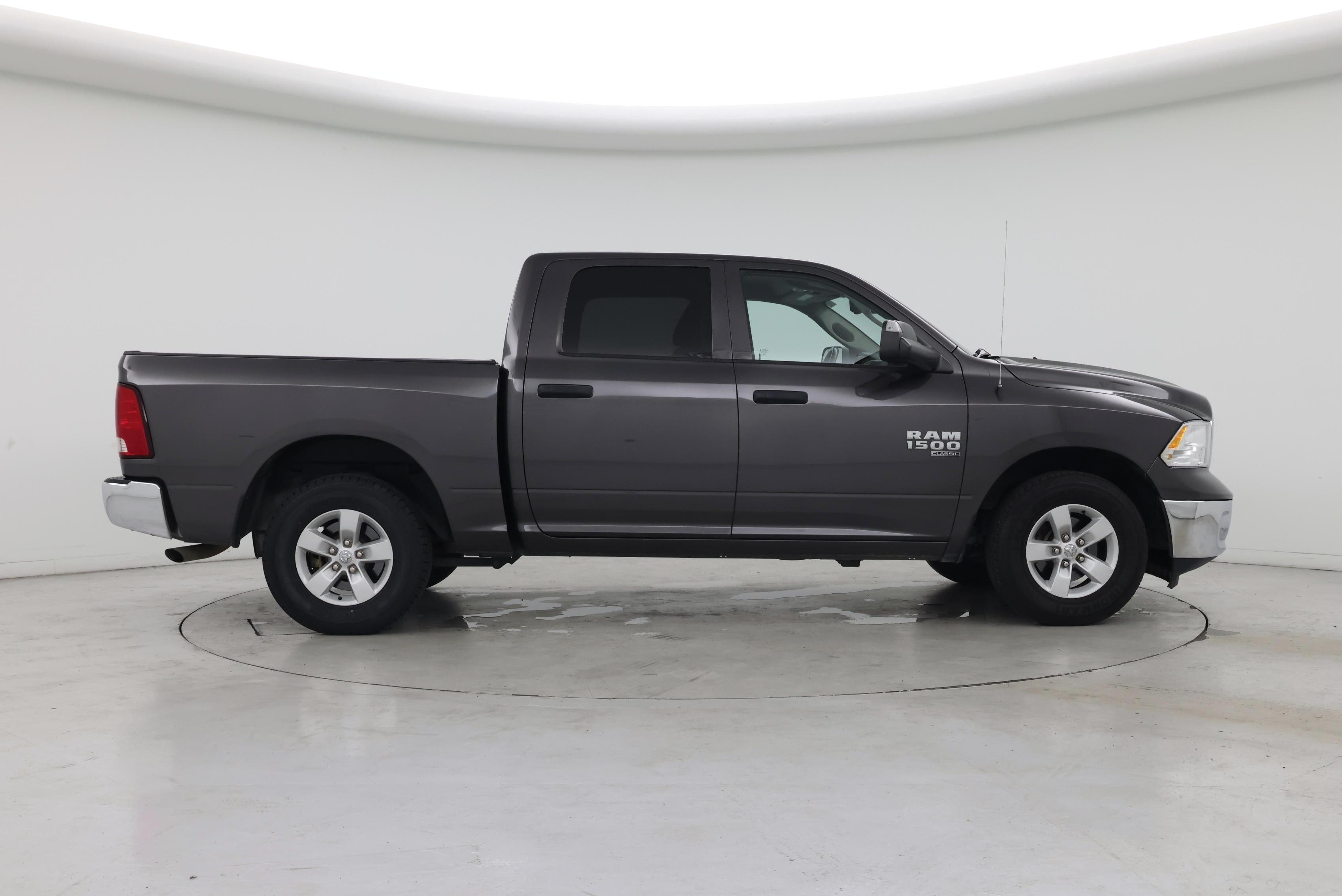 Thumbnail: 2022 RAM 1500 Classic - 7