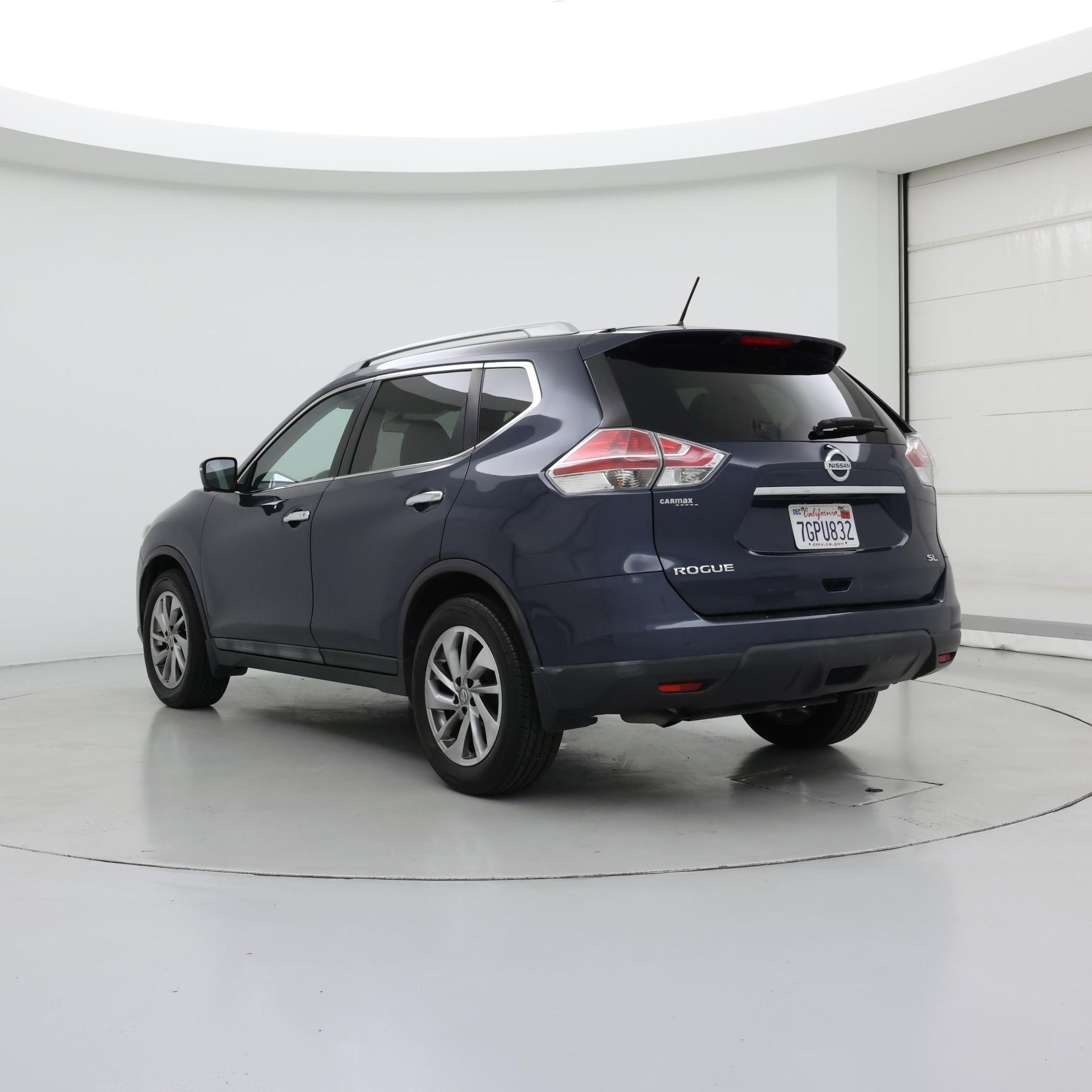 Thumbnail: 2015 Nissan Rogue - 2
