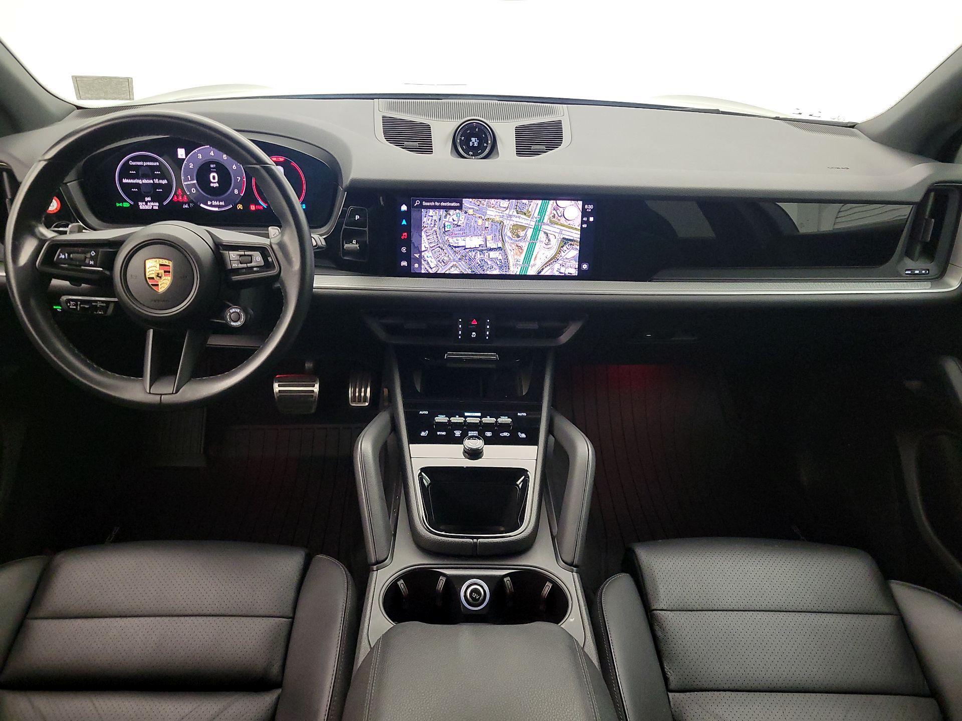 Thumbnail: 2024 Porsche Cayenne - 9