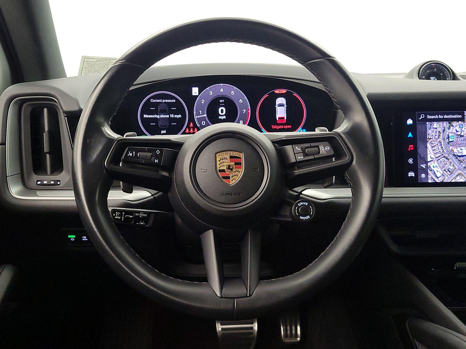 Thumbnail: 2024 Porsche Cayenne - 10