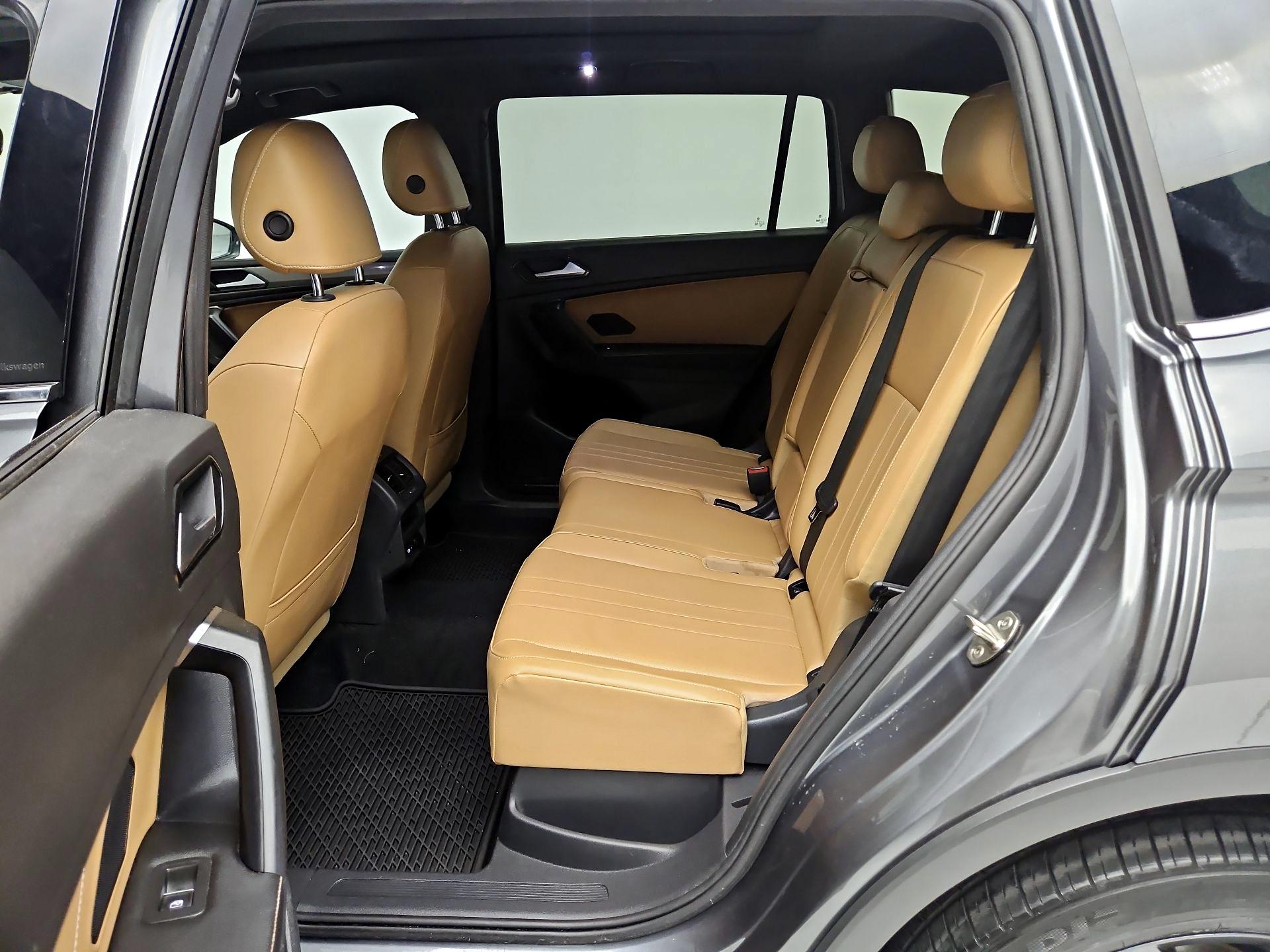 Thumbnail: 2022 Volkswagen Tiguan - 20