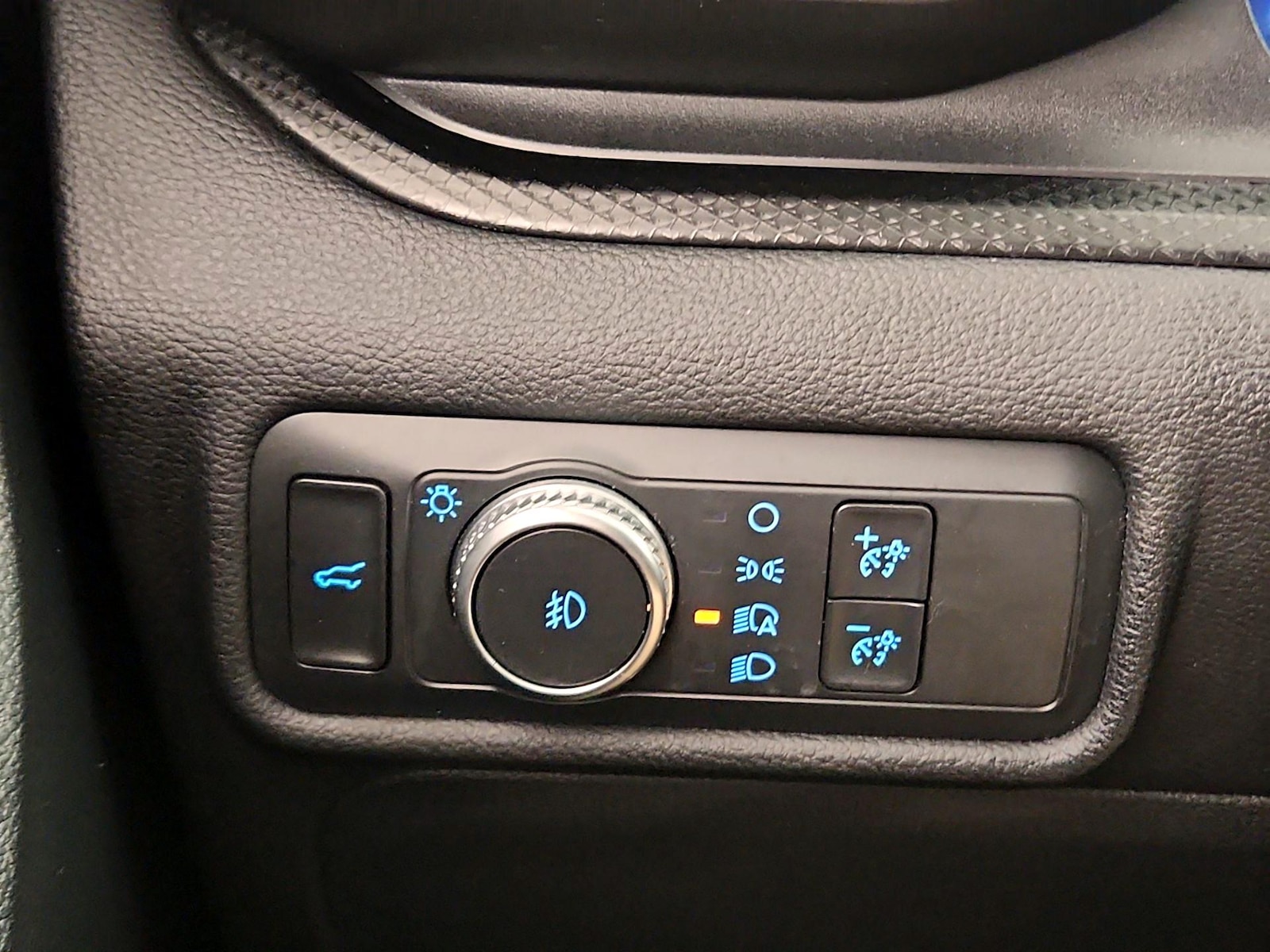2020 Ford Explorer ST - Photo 14
