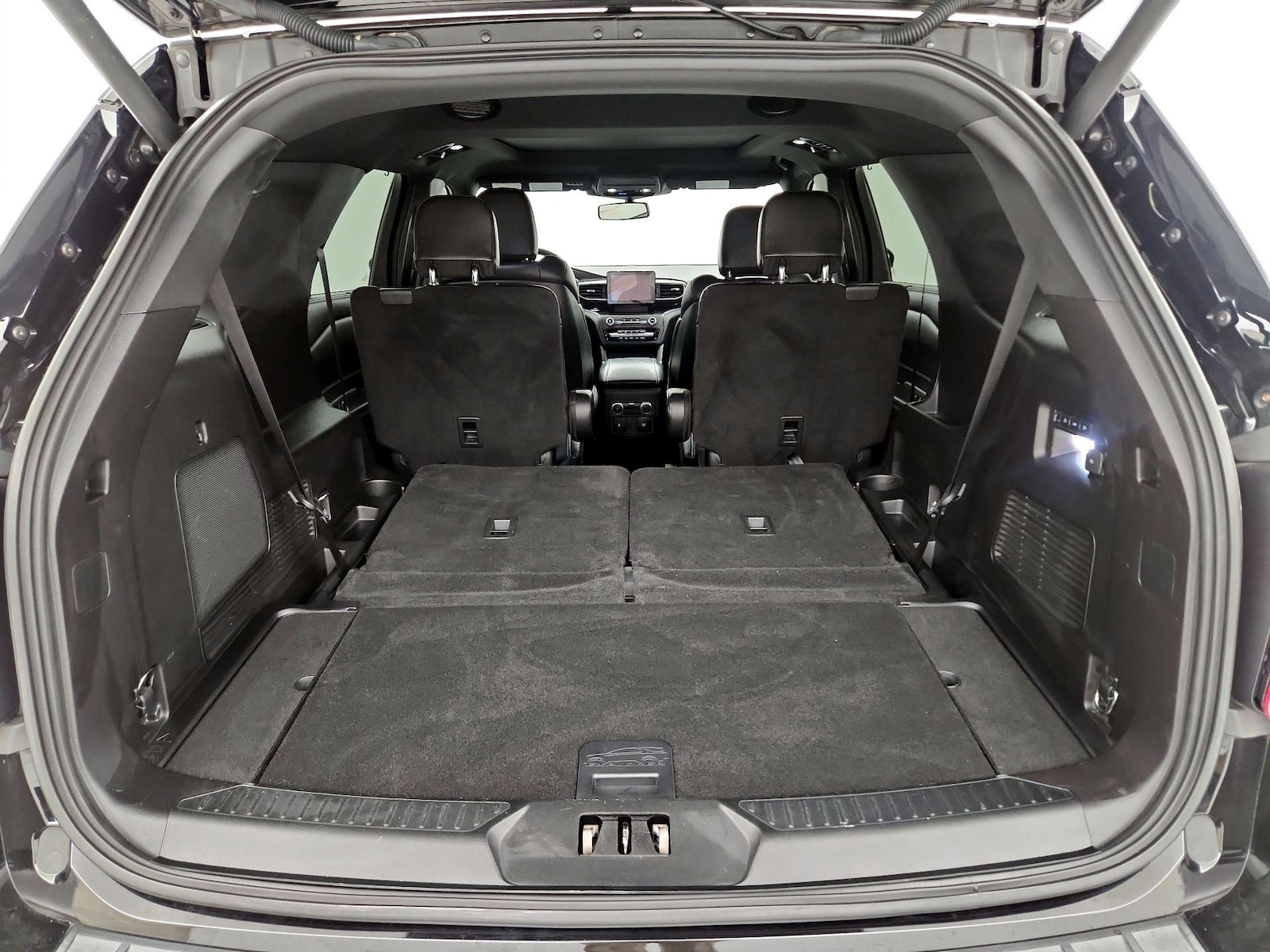 2020 Ford Explorer ST - Photo 25
