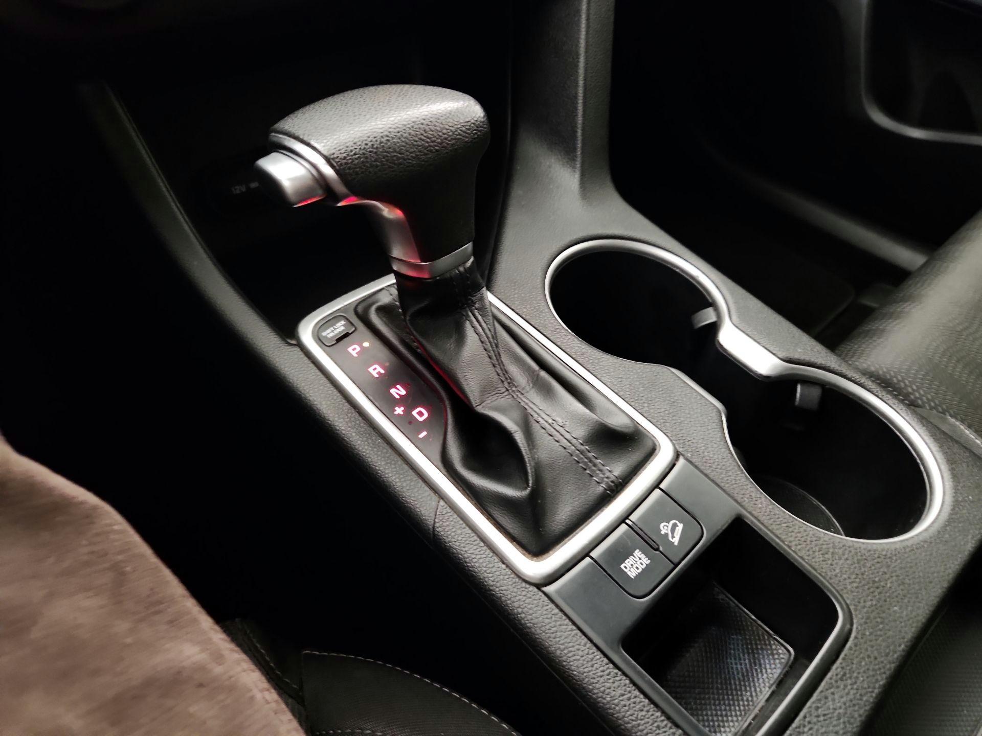 Thumbnail: 2019 Kia Sportage - 17