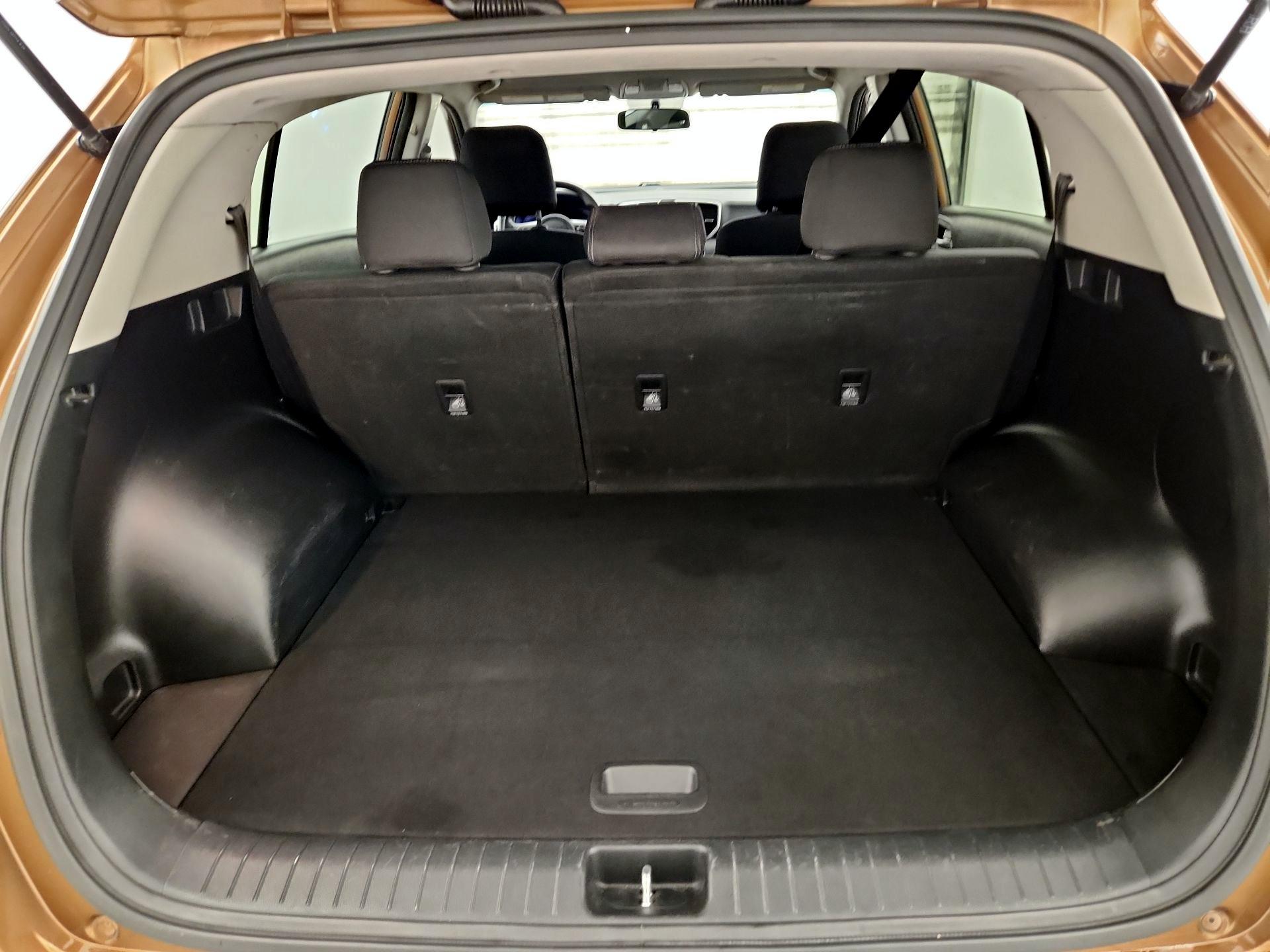Thumbnail: 2019 Kia Sportage - 20
