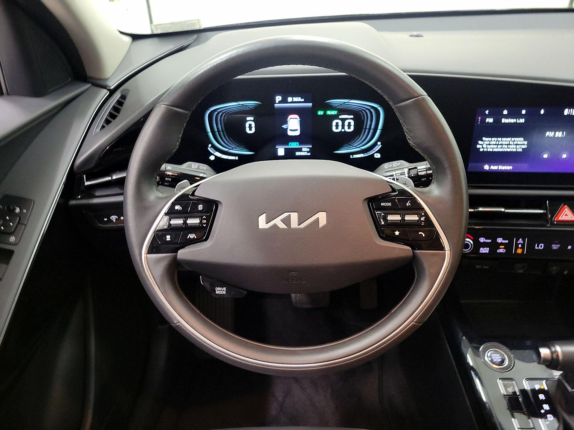 Thumbnail: 2024 Kia Niro - 10
