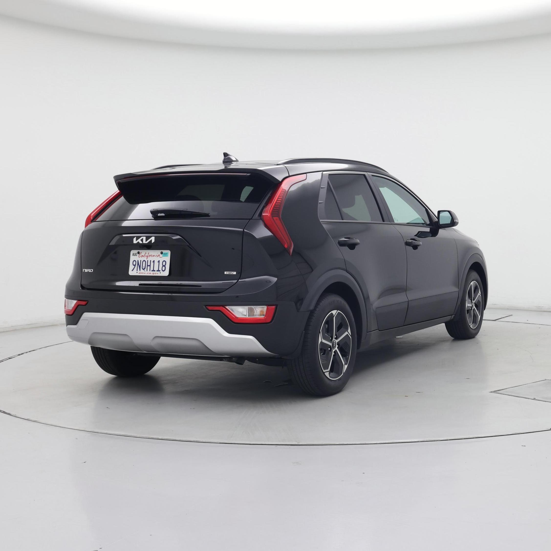 Thumbnail: 2024 Kia Niro - 8