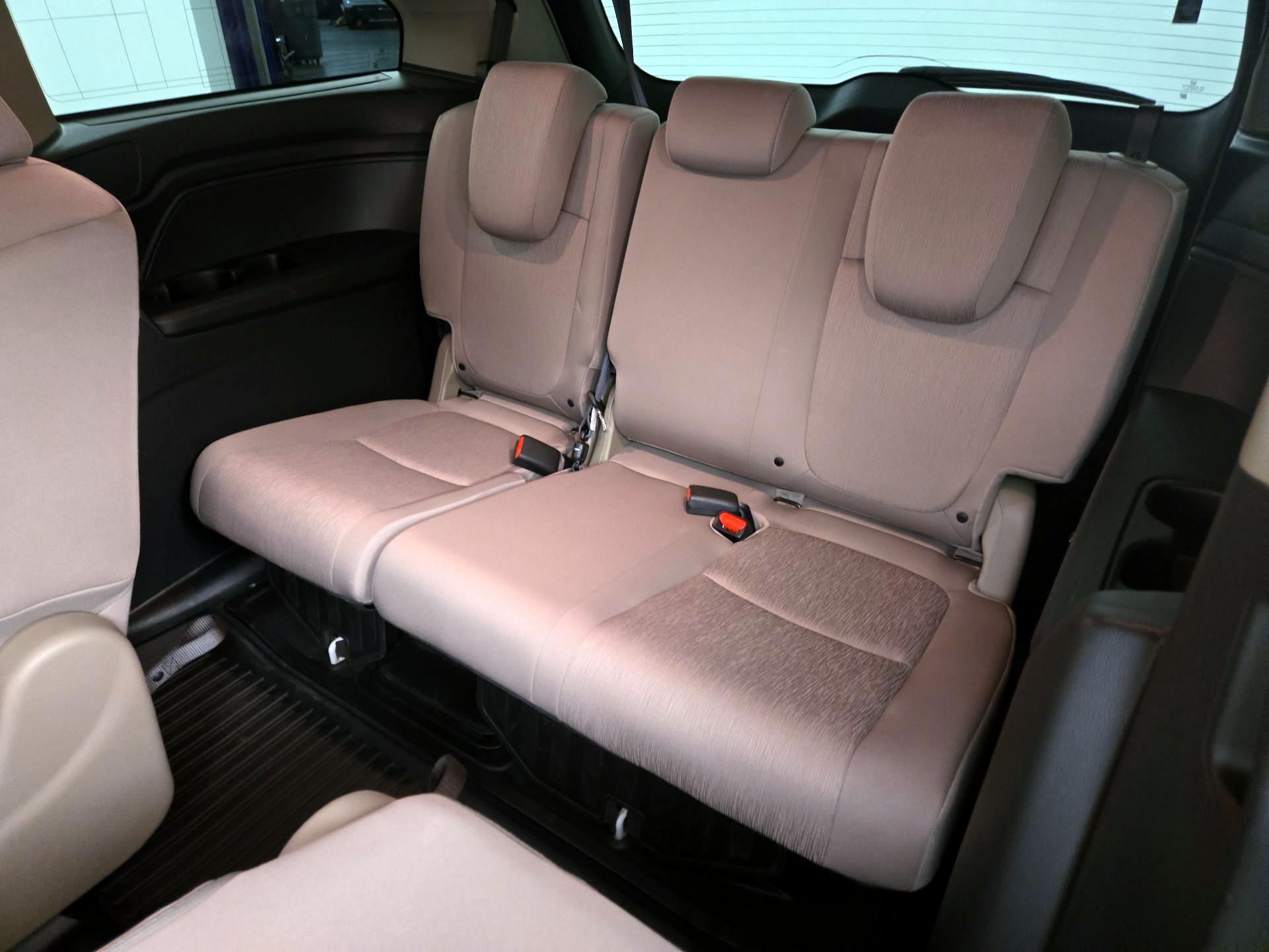 Thumbnail: 2021 Honda Odyssey - 20