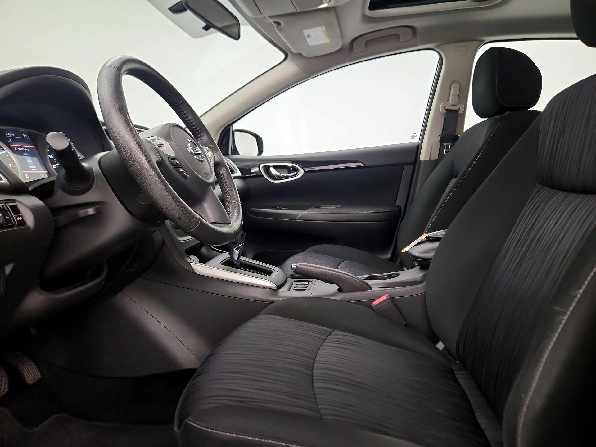 Thumbnail: 2019 Nissan Sentra - 11