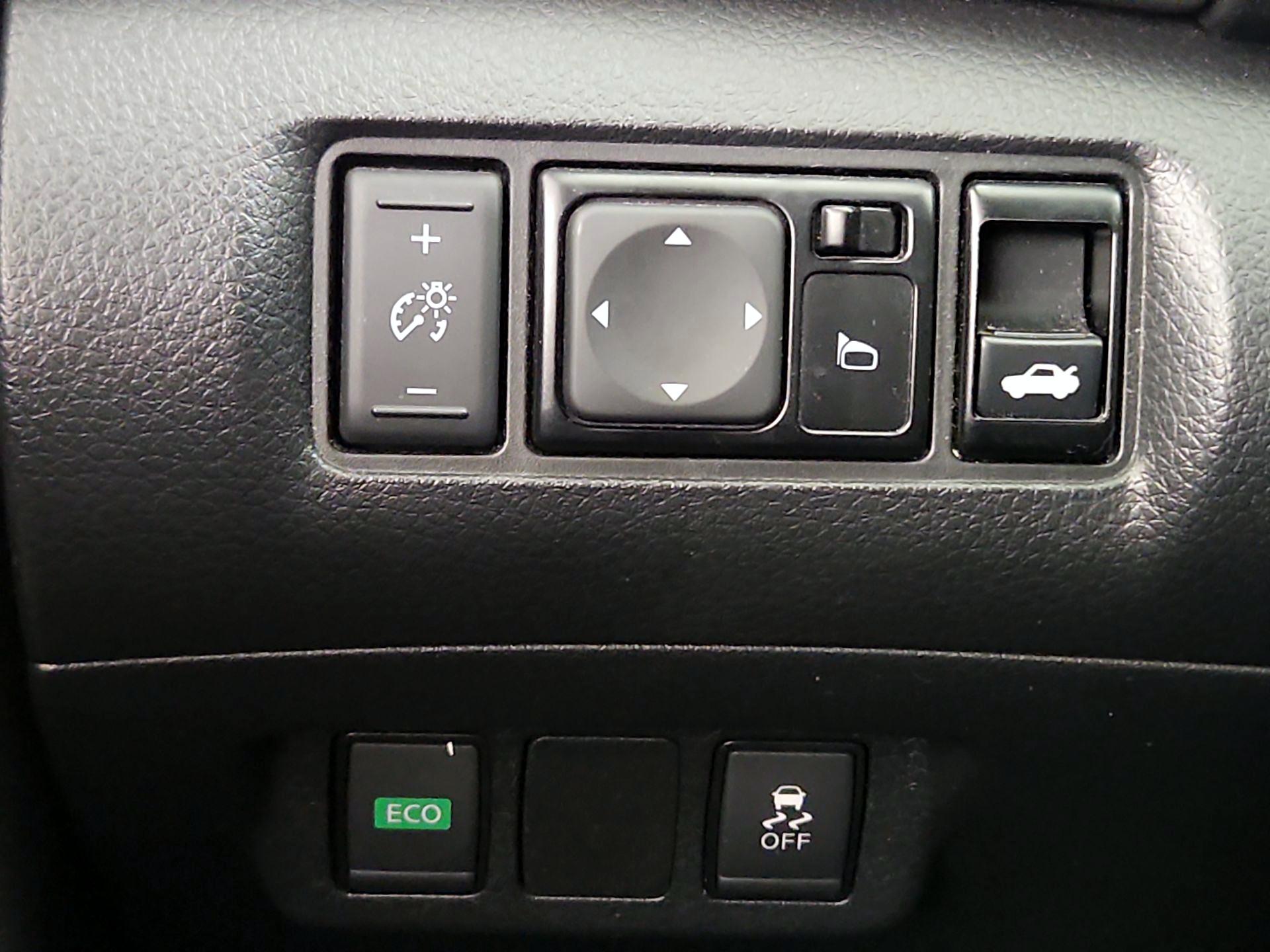 Thumbnail: 2019 Nissan Sentra - 13