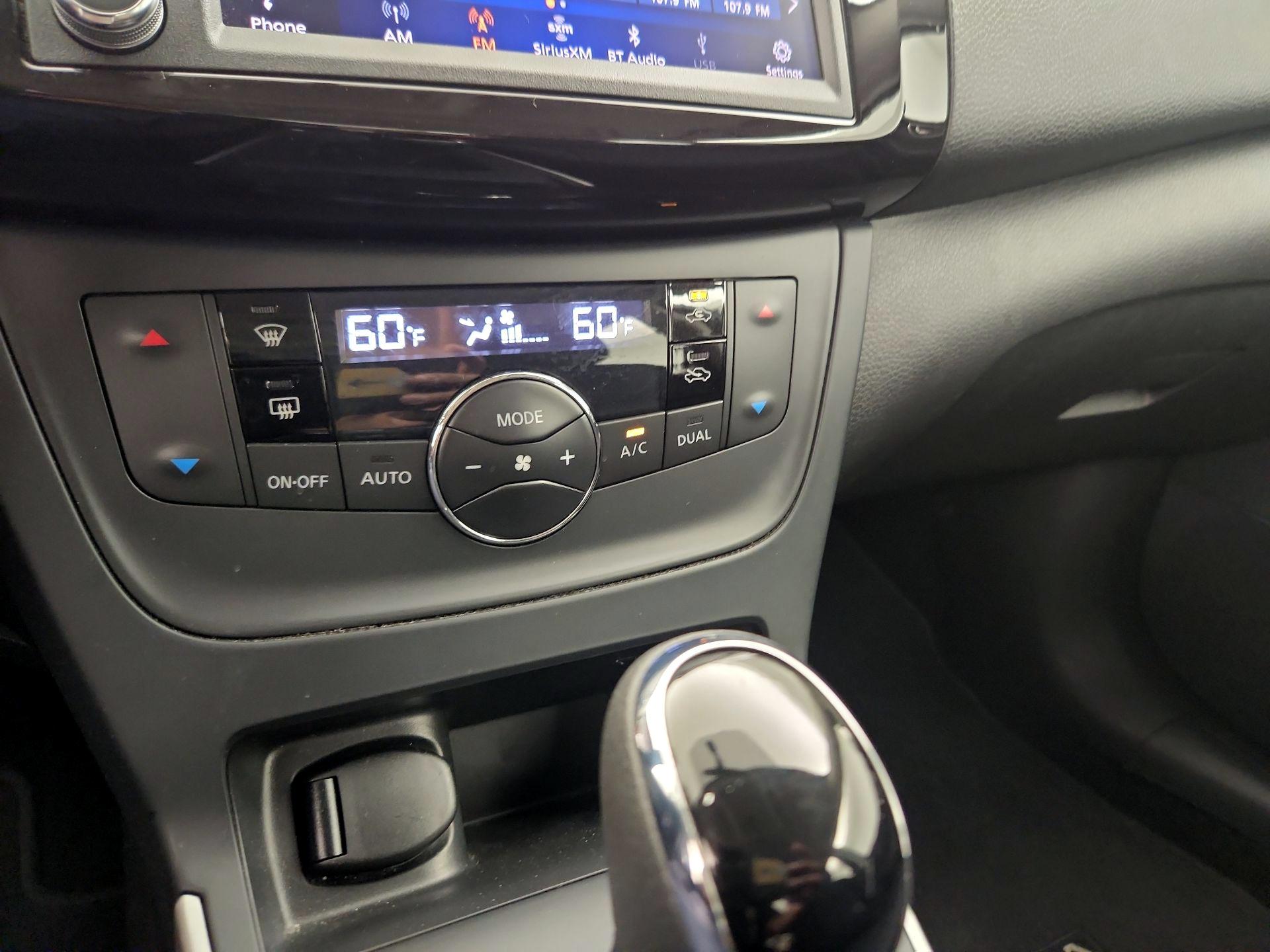 Thumbnail: 2019 Nissan Sentra - 16