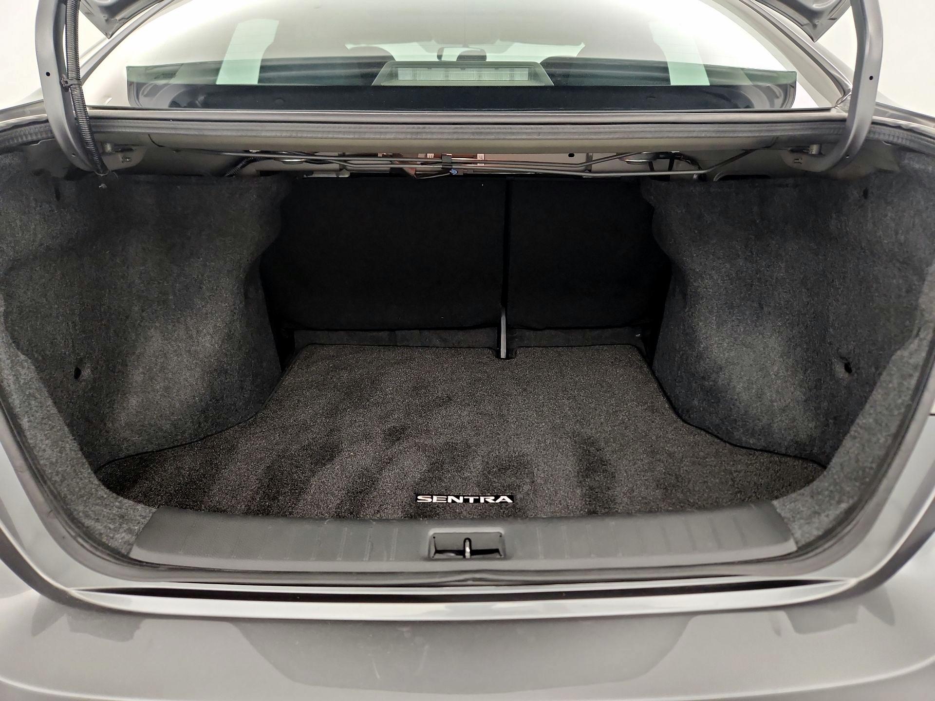 Thumbnail: 2019 Nissan Sentra - 20
