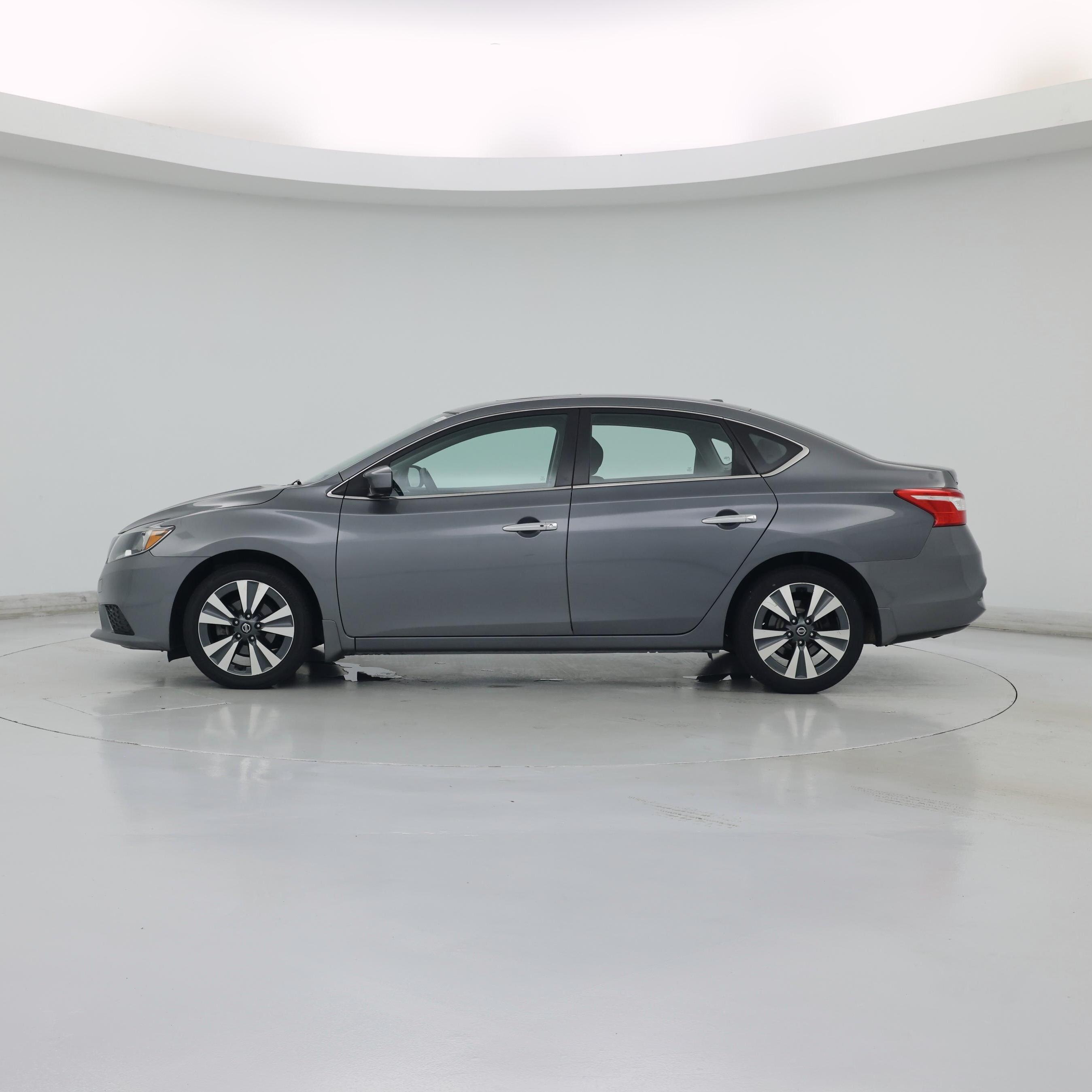 Thumbnail: 2019 Nissan Sentra - 3