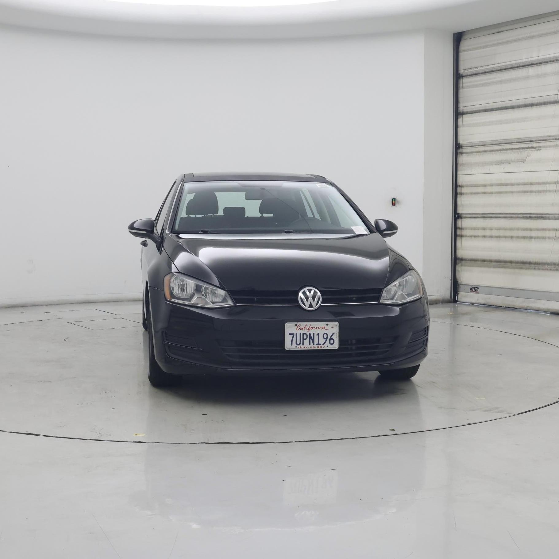 Thumbnail: 2016 Volkswagen Golf - 5