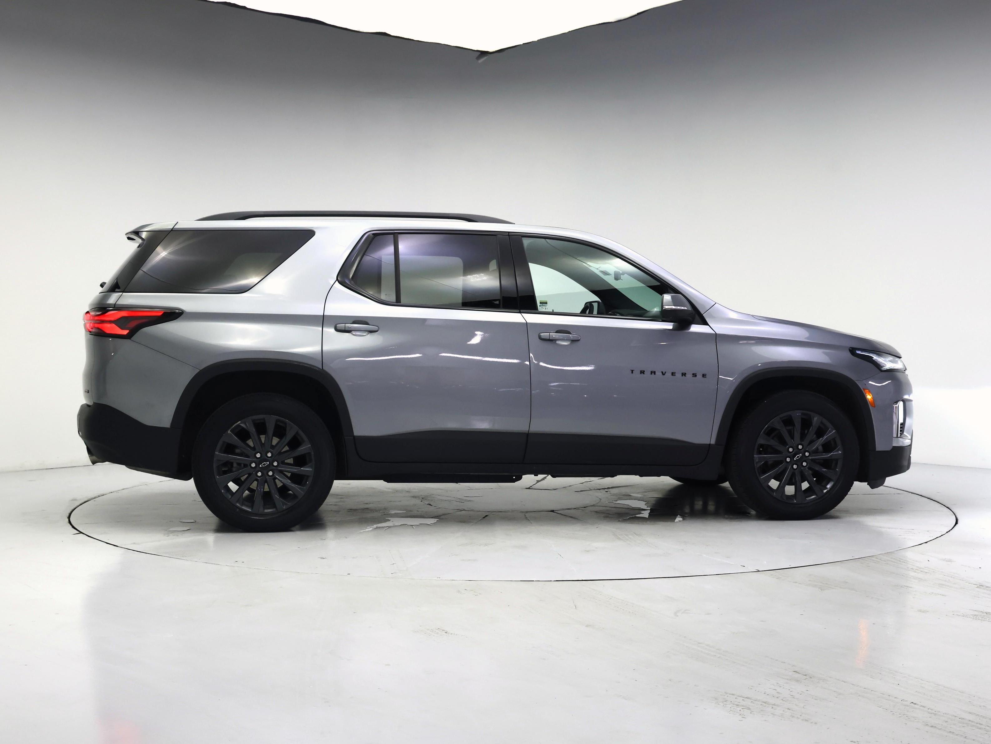 Thumbnail: 2023 Chevrolet Traverse - 7