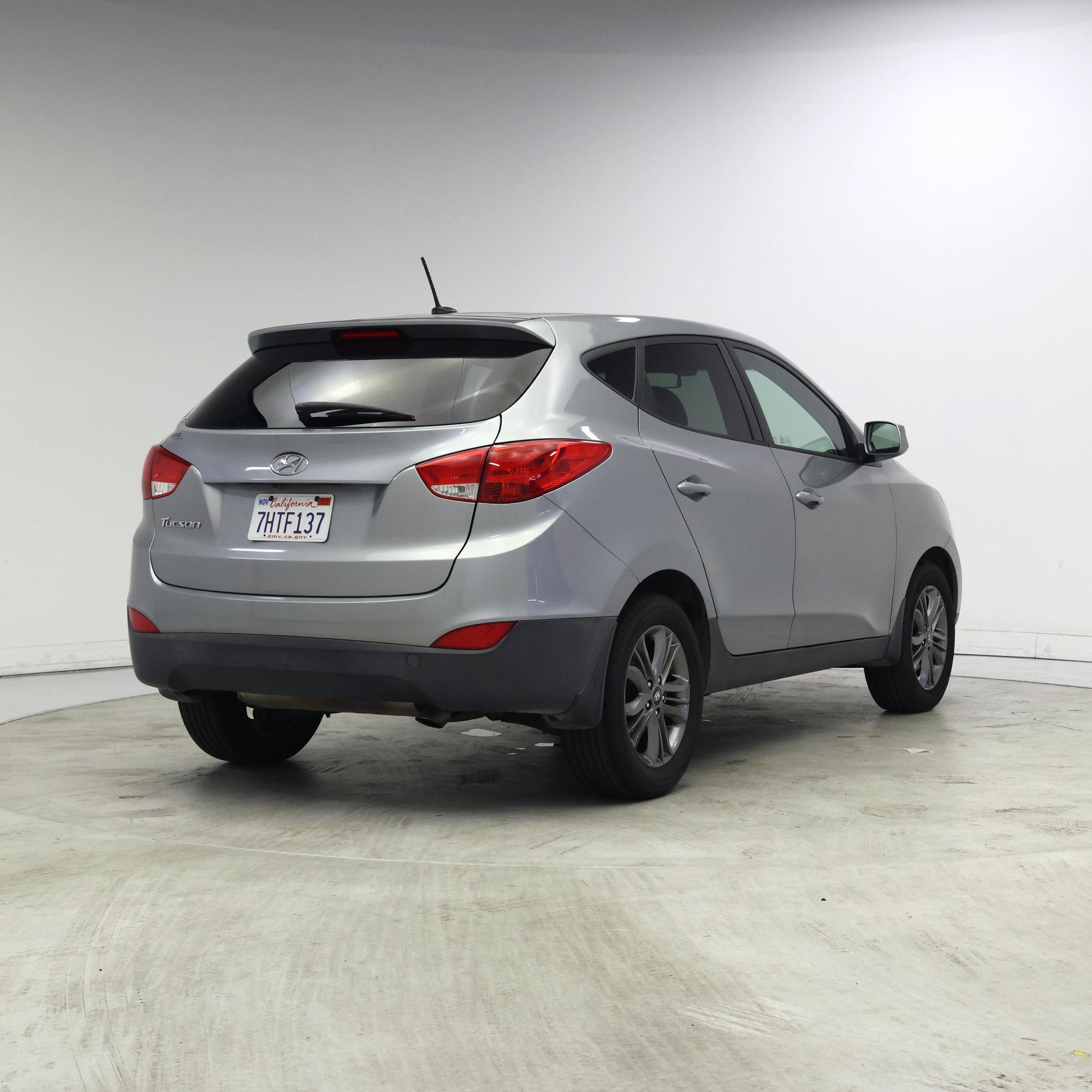 Thumbnail: 2015 Hyundai Tucson - 8
