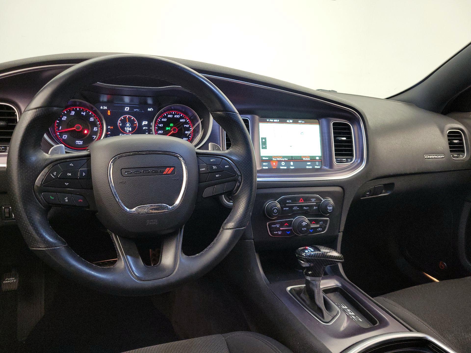 Thumbnail: 2018 Dodge Charger - 9