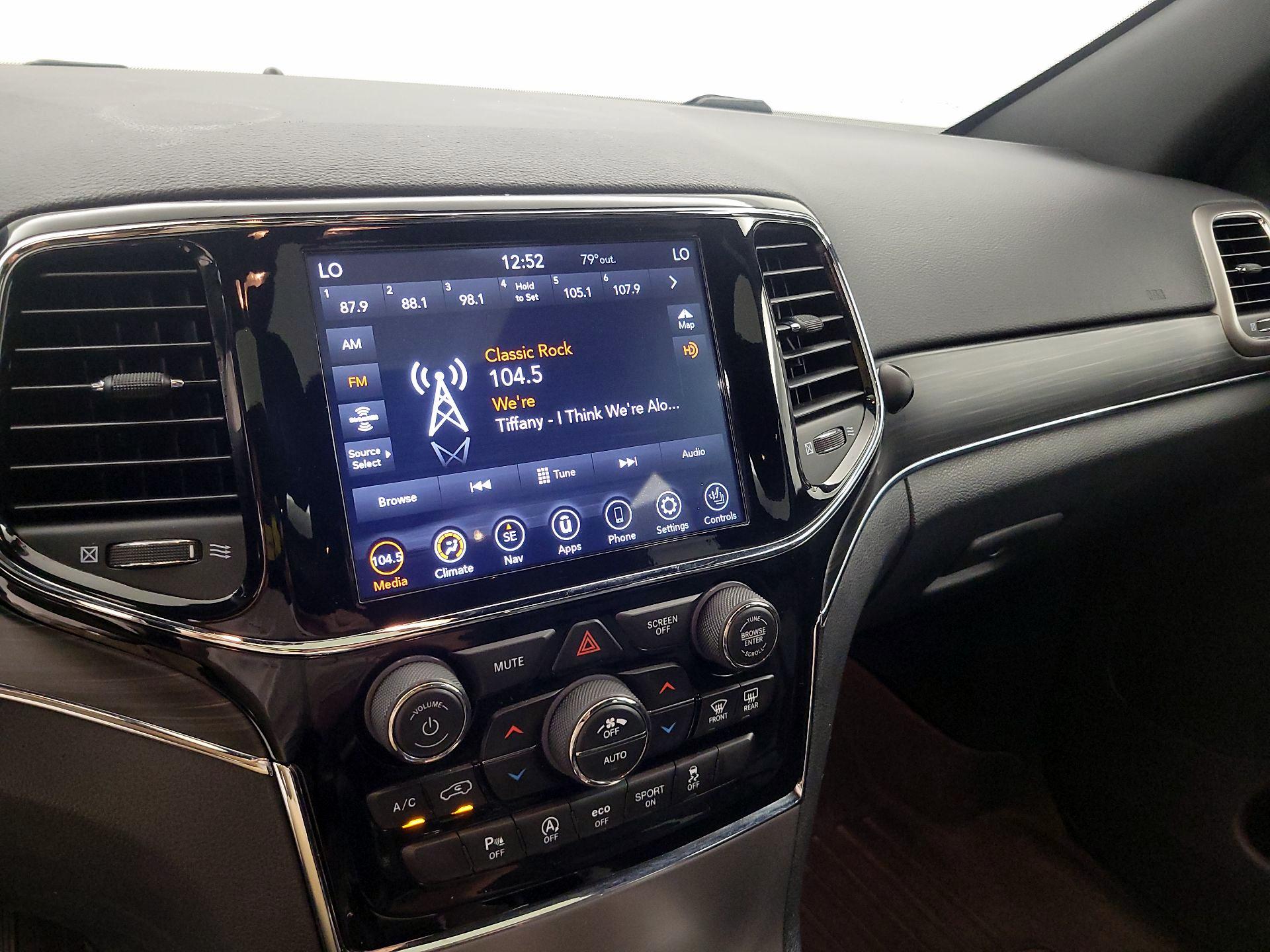 Thumbnail: 2019 Jeep Grand Cherokee - 16