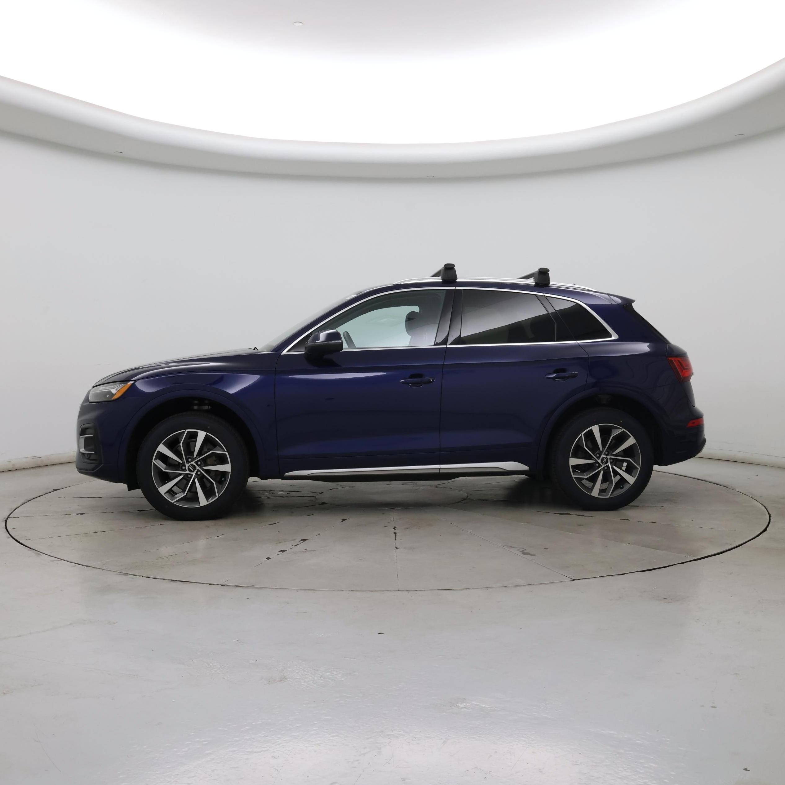 Thumbnail: 2021 Audi Q5 - 3