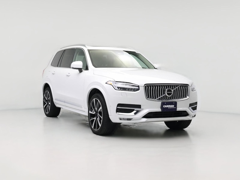 2023 Volvo XC90 B6 Plus