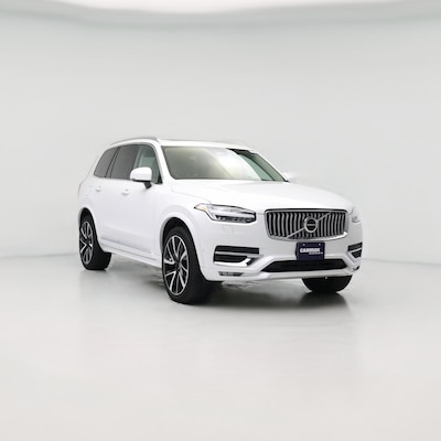 2023 Volvo XC90 B6 Plus